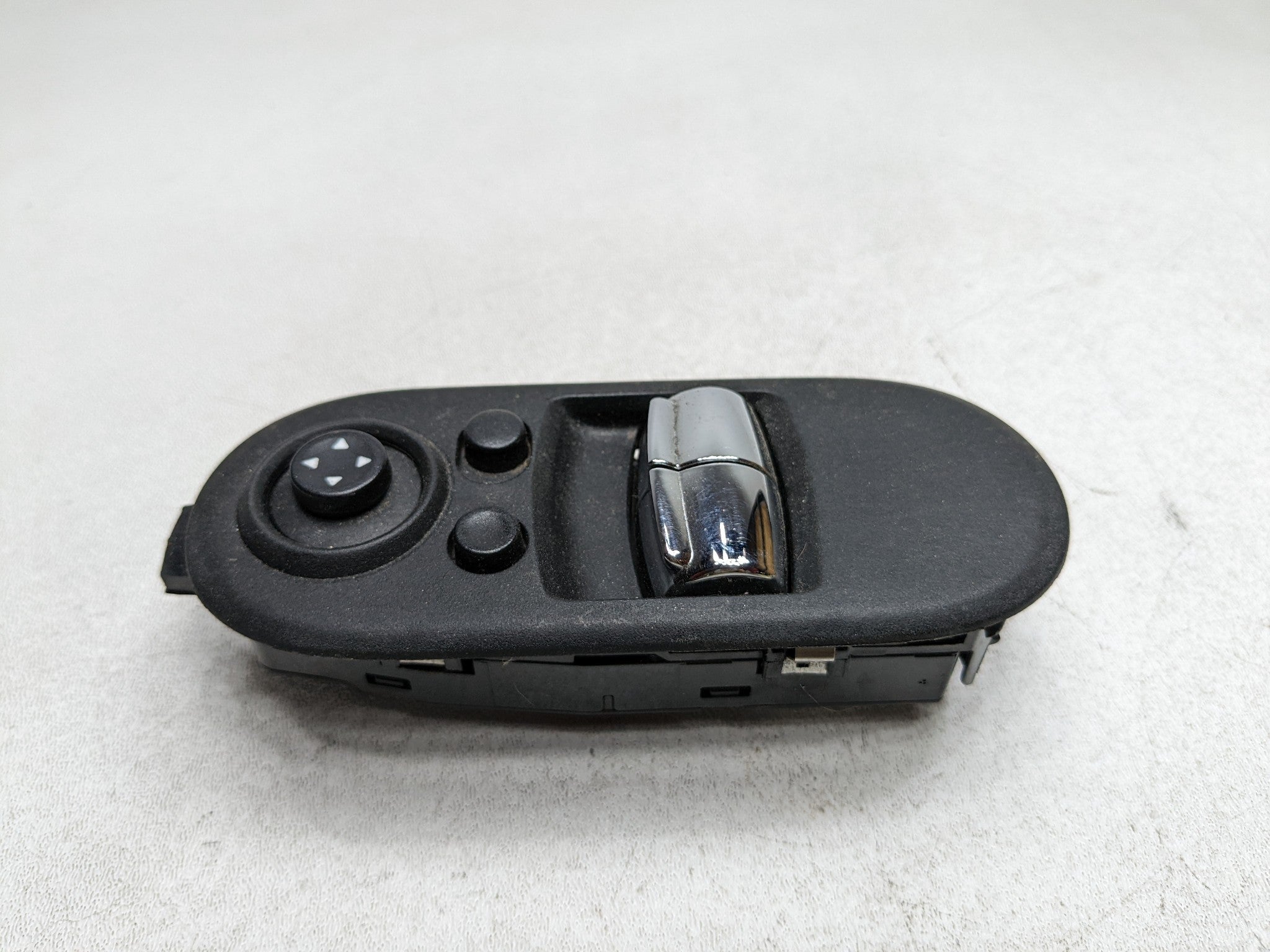 2014 - 2017 MINI COOPER OEM DOOR SWITCH CONTROL ASSEMBLY FRONT LEFT DRIVER SIDE