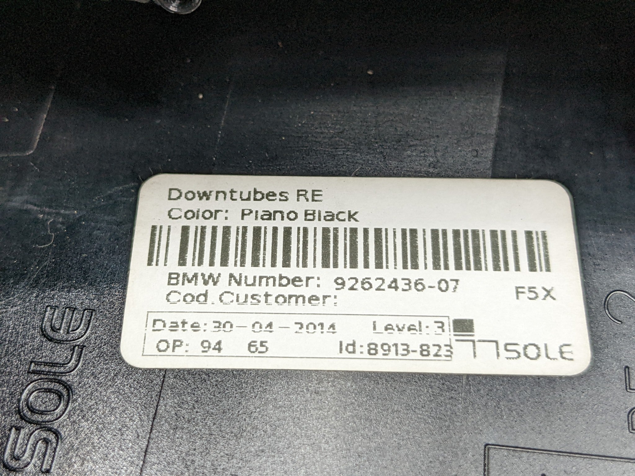 2014 - 2017 MINI COOPER OEM DASH RIGHT LOWER DOWN TUBE TRIM COVER ASSEMBLY