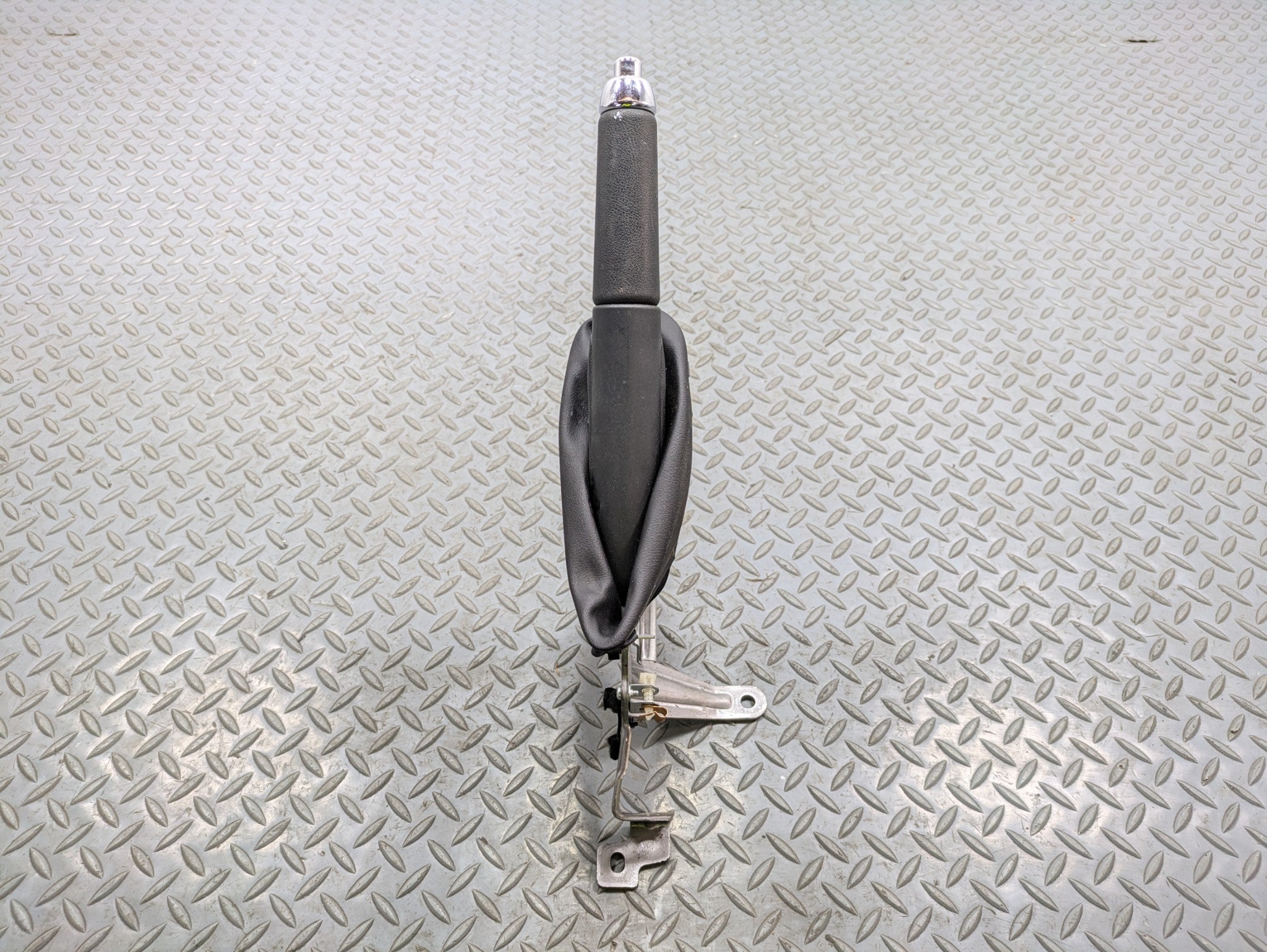 2014 - 2017 MINI COOPER OEM EMERGENCY PARKING HAND BRAKE LEVER ASSEMBLY