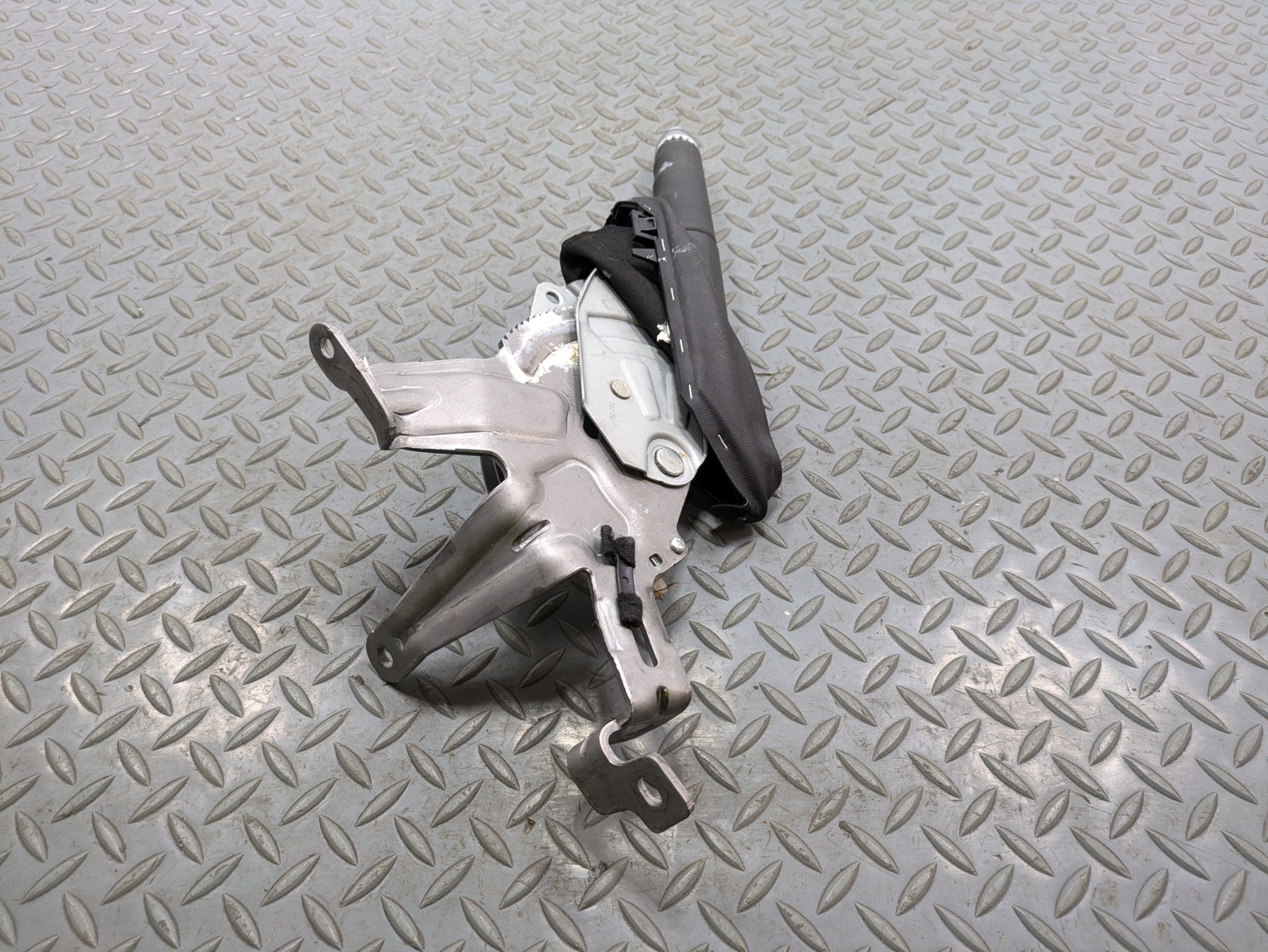 2014 - 2017 MINI COOPER OEM EMERGENCY PARKING HAND BRAKE LEVER ASSEMBLY