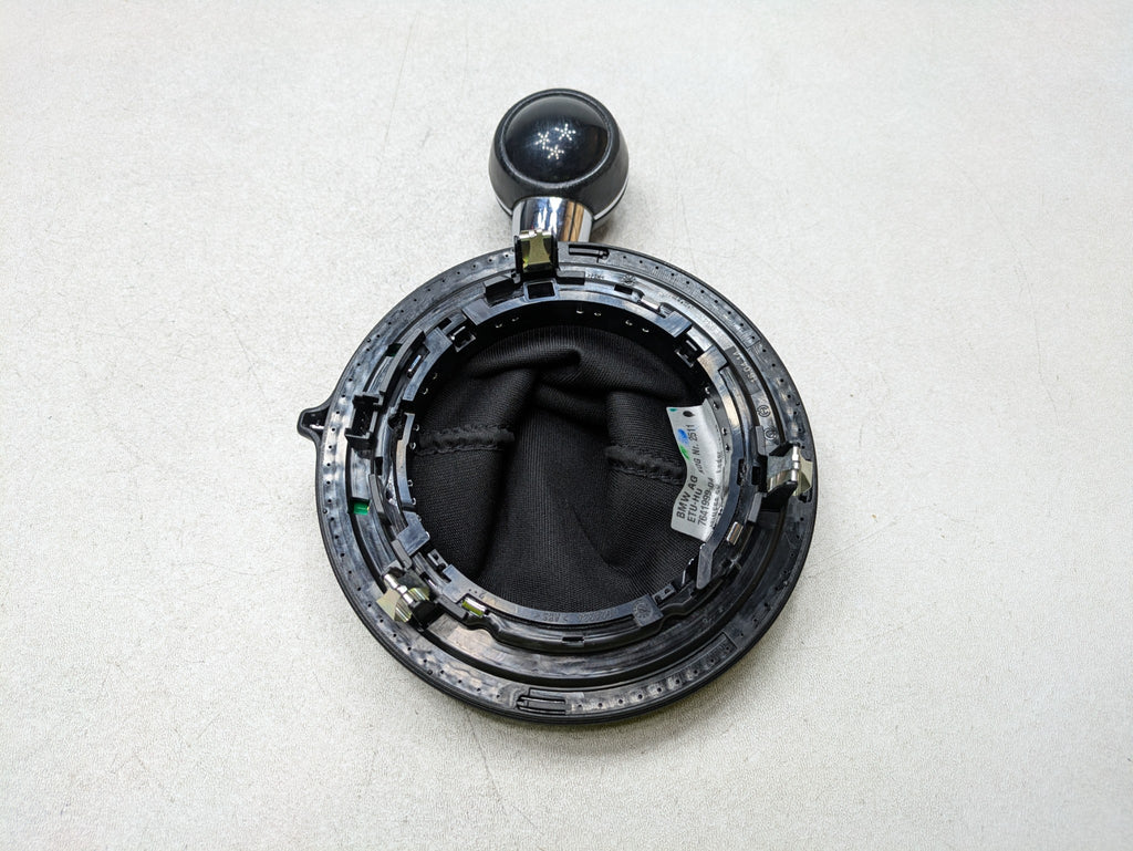 2014 - 2017 MINI COOPER OEM GEAR SHIFTER SELECTOR UPPER COVER KNOB WITH GAITER