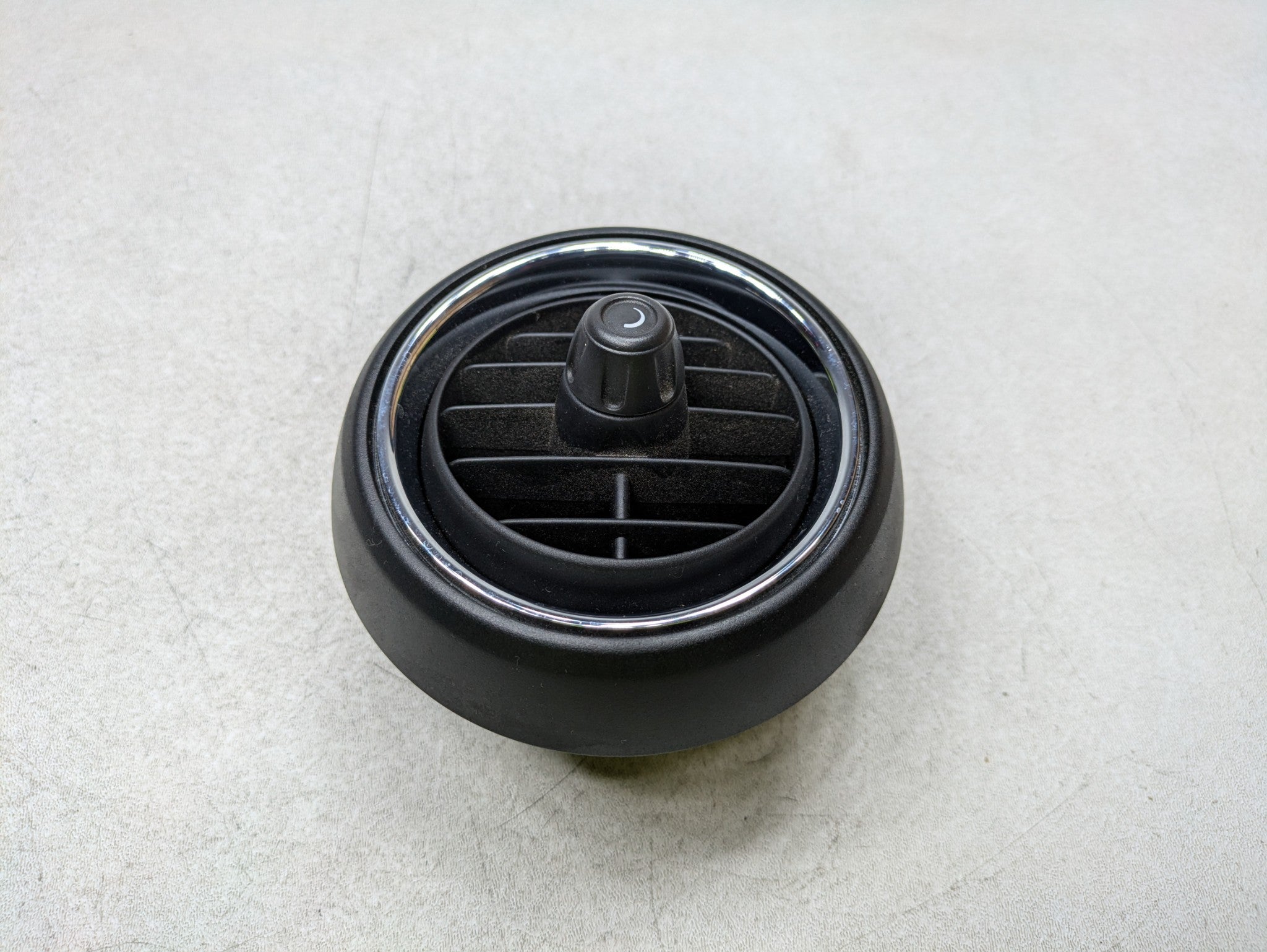 2014 - 2017 MINI COOPER OEM AC AIRCONDITIONING AIR VENT GRILLE FRONT RIGHT SIDE