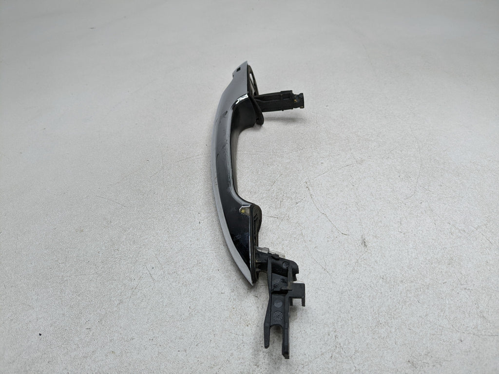 2014 - 2017 MINI COOPER OEM EXTERIOR DOOR HANDLE SILVER FRONT LEFT DRIVER SIDE