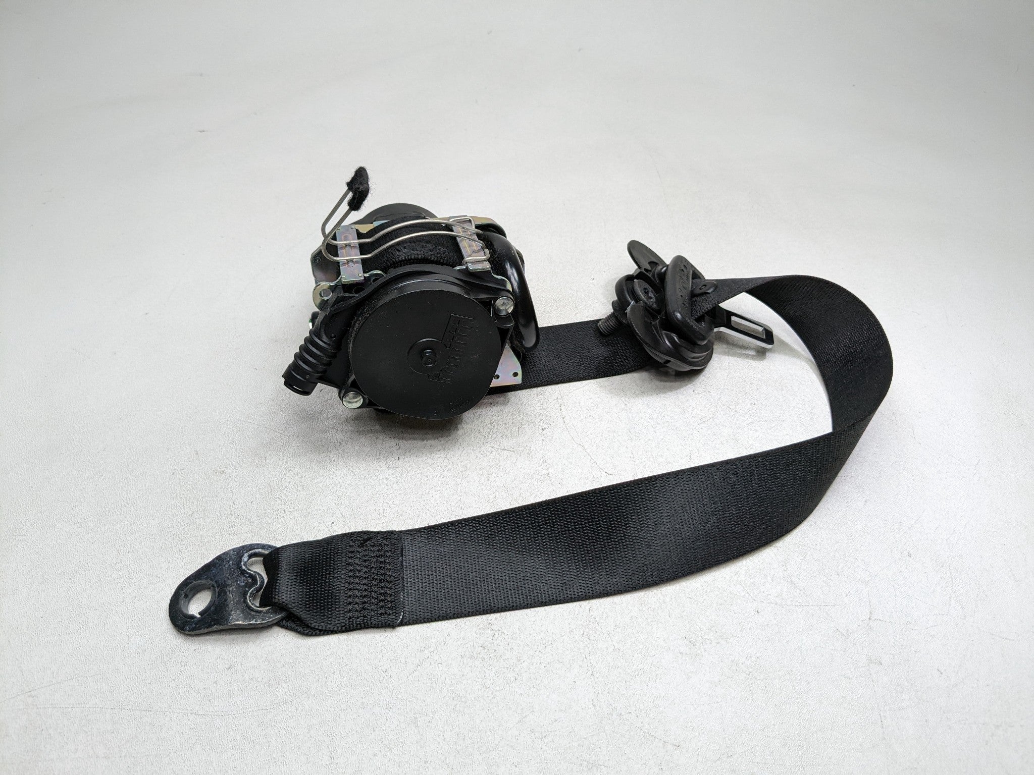 2014 - 2017 MINI COOPER OEM SEAT BELT RETRACTOR BLACK FRONT LEFT DRIVER SIDE