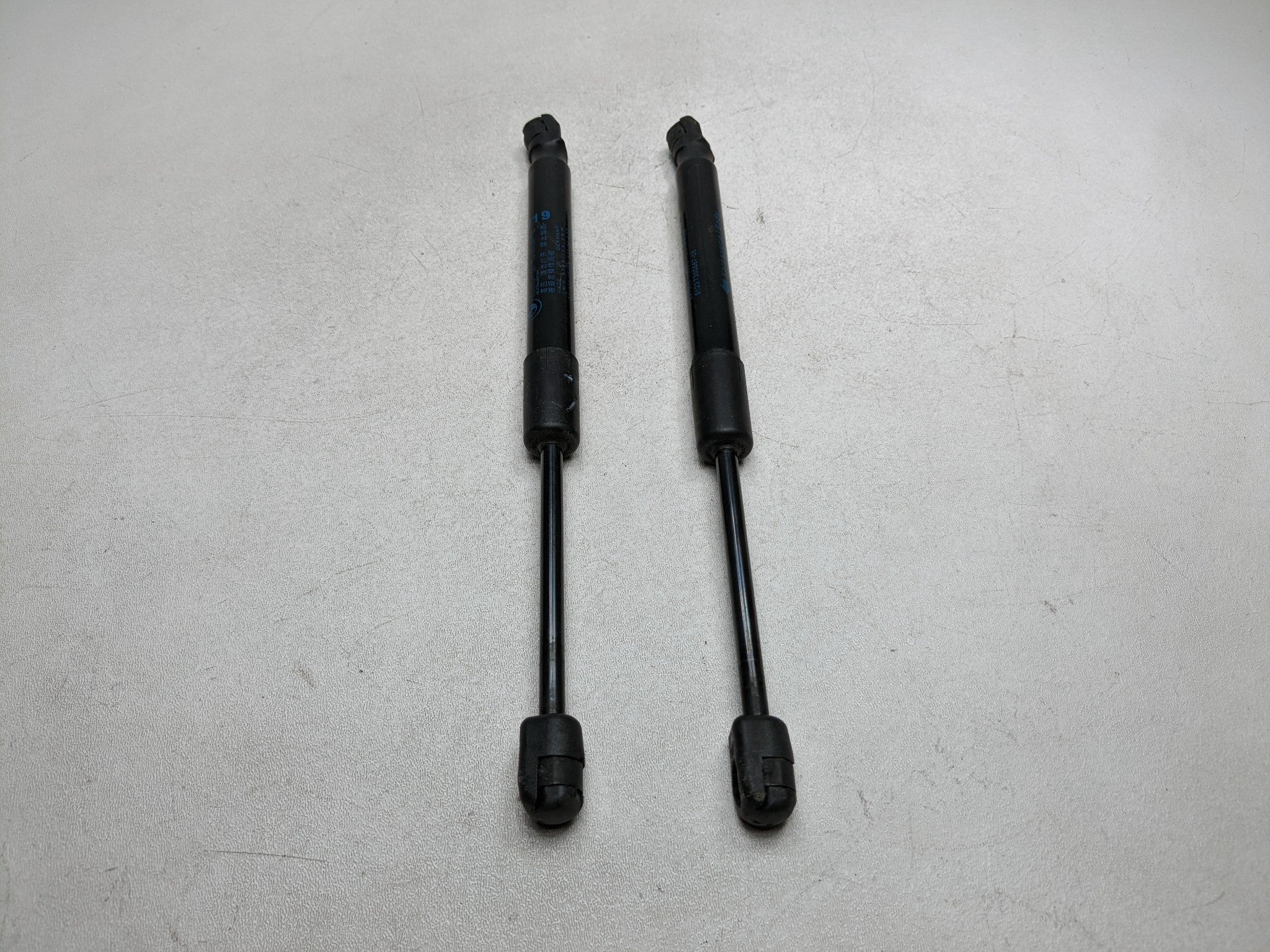 2014 - 2017 MINI COOPER OEM HOOD BONNET SHOCK STRUT SUPPORT FRONT LEFT AND RIGHT