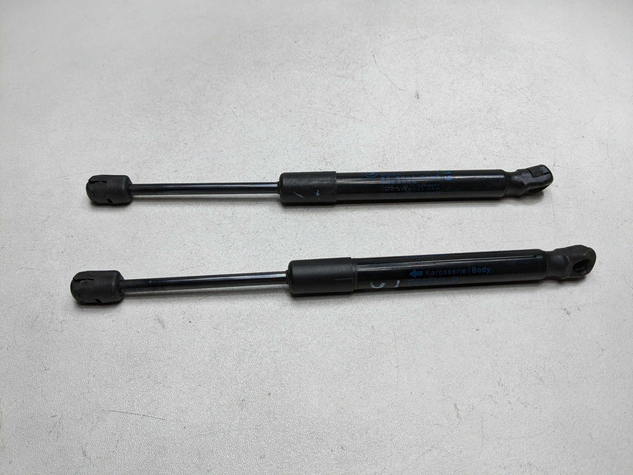 2014 - 2017 MINI COOPER OEM HOOD BONNET SHOCK STRUT SUPPORT FRONT LEFT AND RIGHT