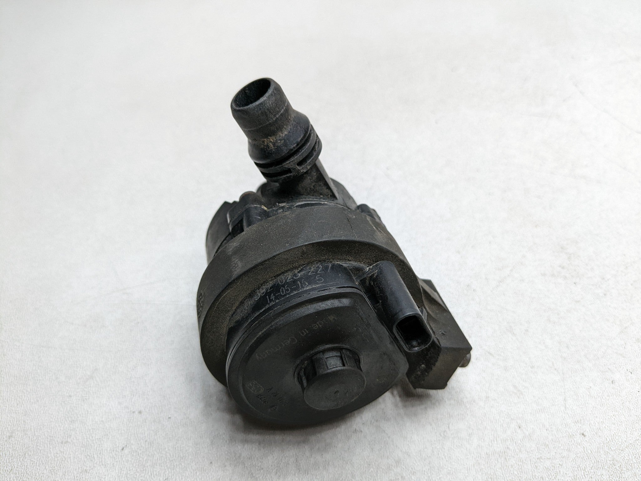 2014 - 2017 MINI COOPER OEM ENGINE COOLANT AUXILIARY WATER PUMP