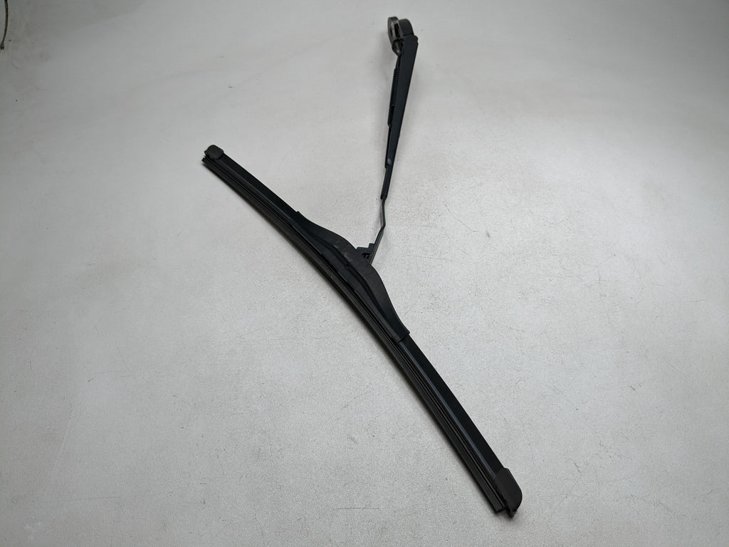2014 - 2017 MINI COOPER OEM WINDSHIELD WIPER ARM WITH BLADE FRONT RIGHT SIDE