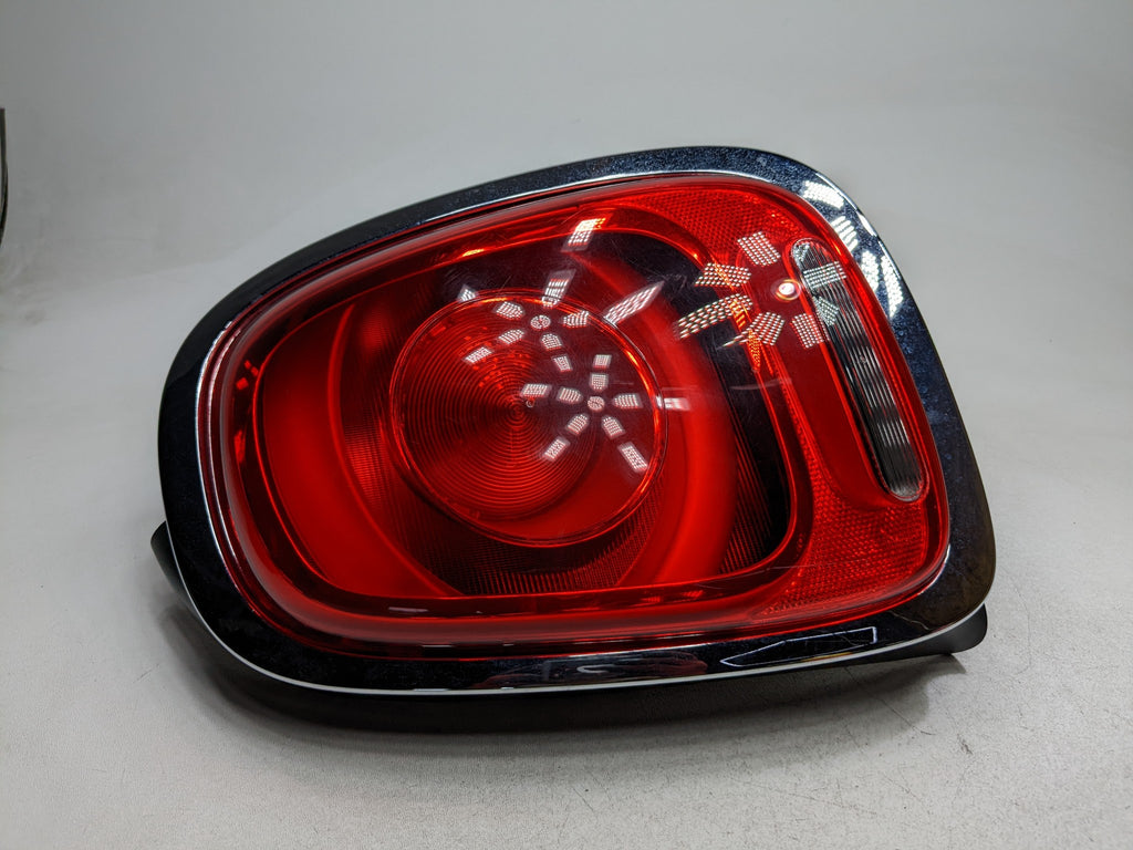 2014 - 2017 MINI COOPER OEM TAIL LIGHT REAR RIGHT PASSENGER SIDE