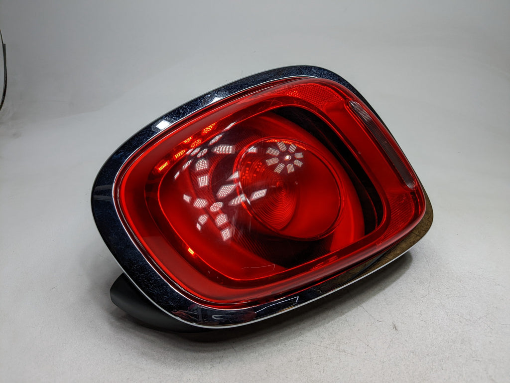 2014 - 2017 MINI COOPER OEM TAIL LIGHT REAR RIGHT PASSENGER SIDE