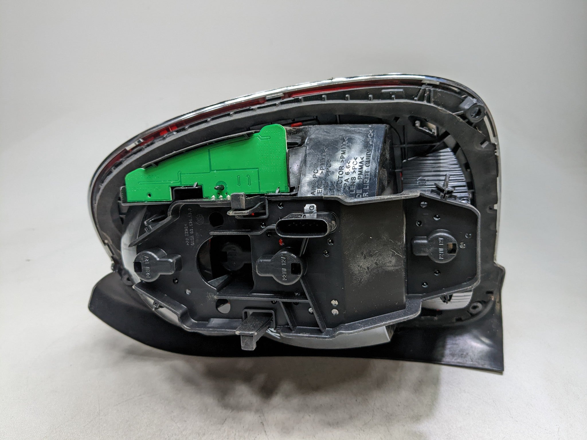 2014 - 2017 MINI COOPER OEM TAIL LIGHT REAR LEFT DRIVER SIDE