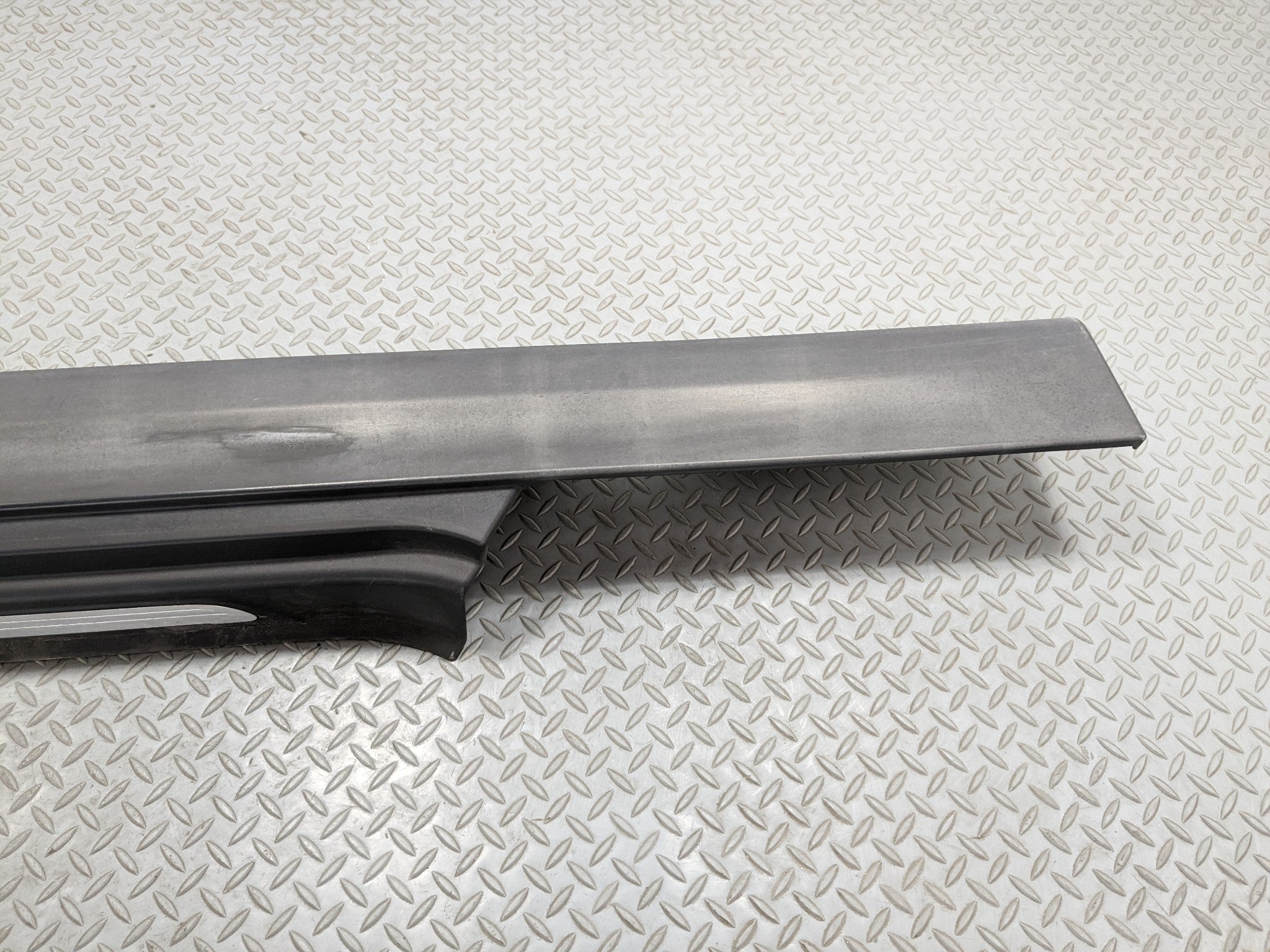 2014 - 2017 MINI COOPER OEM ROCKER PANEL MOULDING RIGHT PASSENGER SIDE BLACK