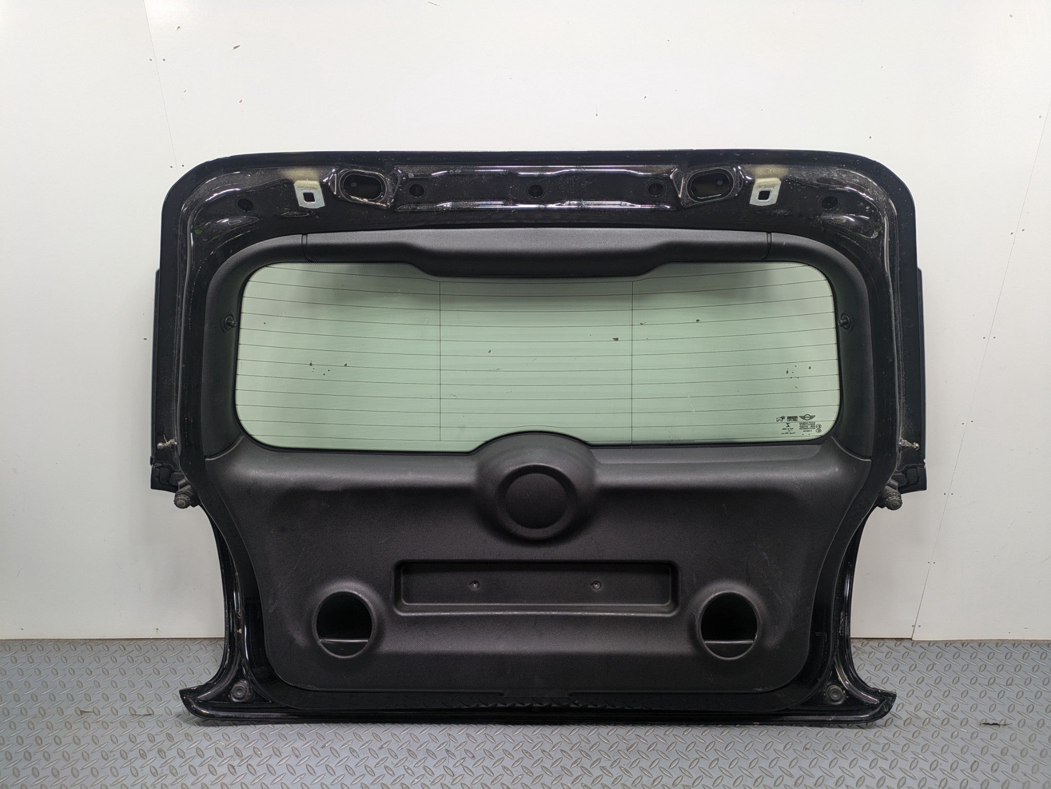 14 - 17 MINI COOPER OEM REAR TRUNK LID HATCH TAILGATE WITH GLASS BLACK METALLIC