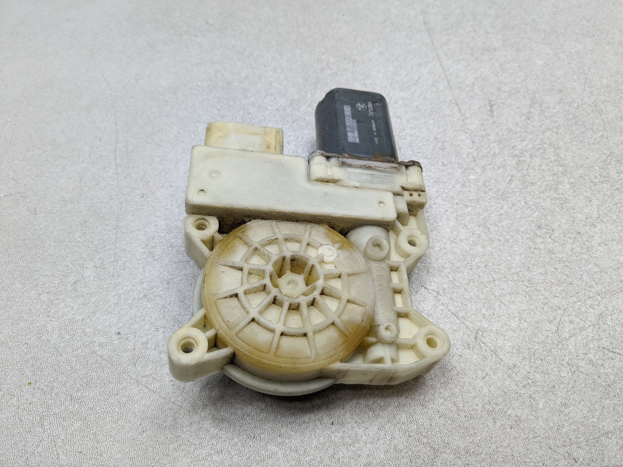 2014 - 2017 MINI COOPER OEM POWER WINDOW REGULATOR MOTOR FRONT RIGHT SIDE HT
