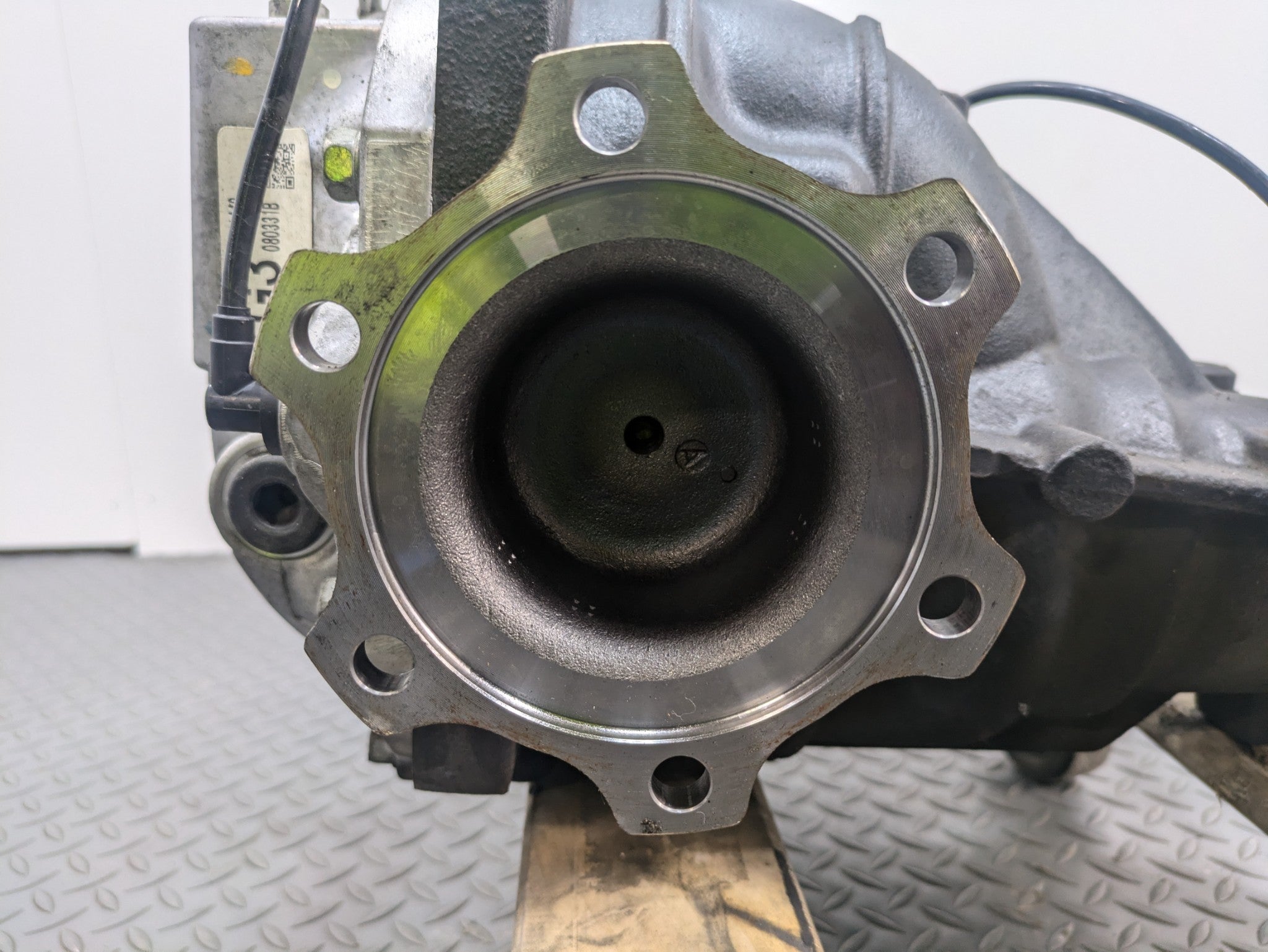 06 - 10 INFINITI M35 OEM REAR AXLE RWD DIFFERENTIAL CARRIER ASSEMBLY 3.538 RATIO