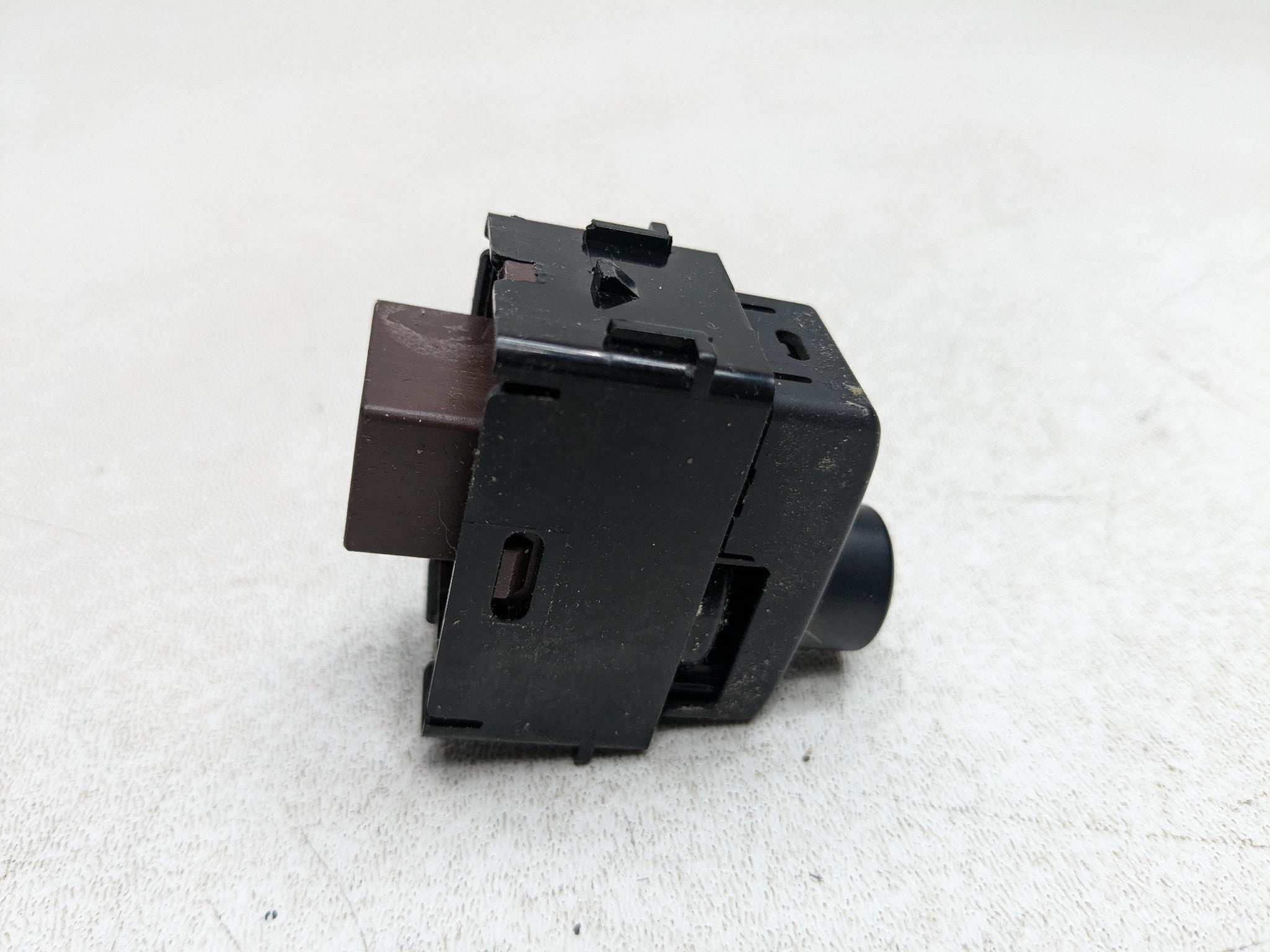 06 - 10 INFINITI M35 OEM AIR CONDITIONING FAN CLIMATE CONTROL SWITCH BUTTON