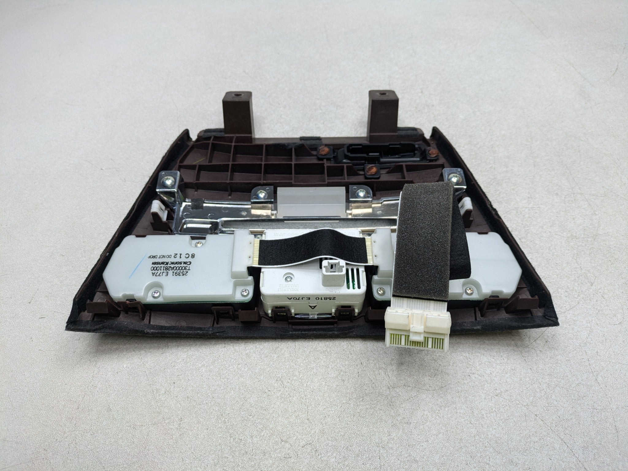 2006 - 2010 INFINITI M35 OEM AUDIO EQUIPMENT RADIO CONTROL ANALOG CLOCK PANEL