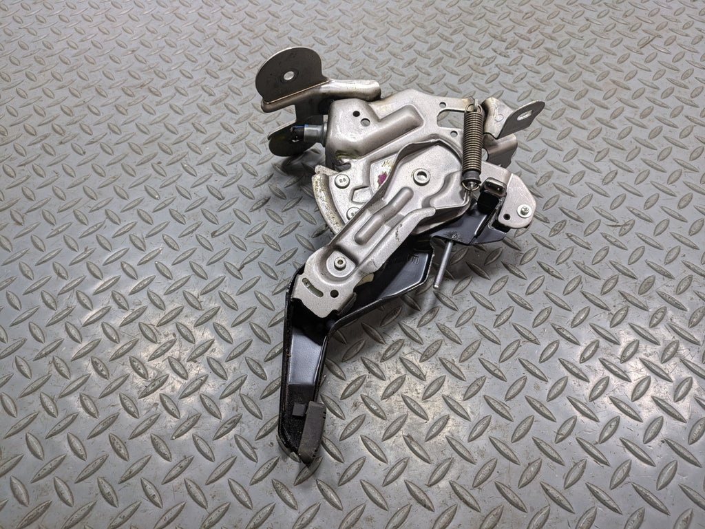06 - 10 INFINITI M35 OEM EMERGENCY PARKING BRAKE STOP FOOT PEDAL WITH BRACKET