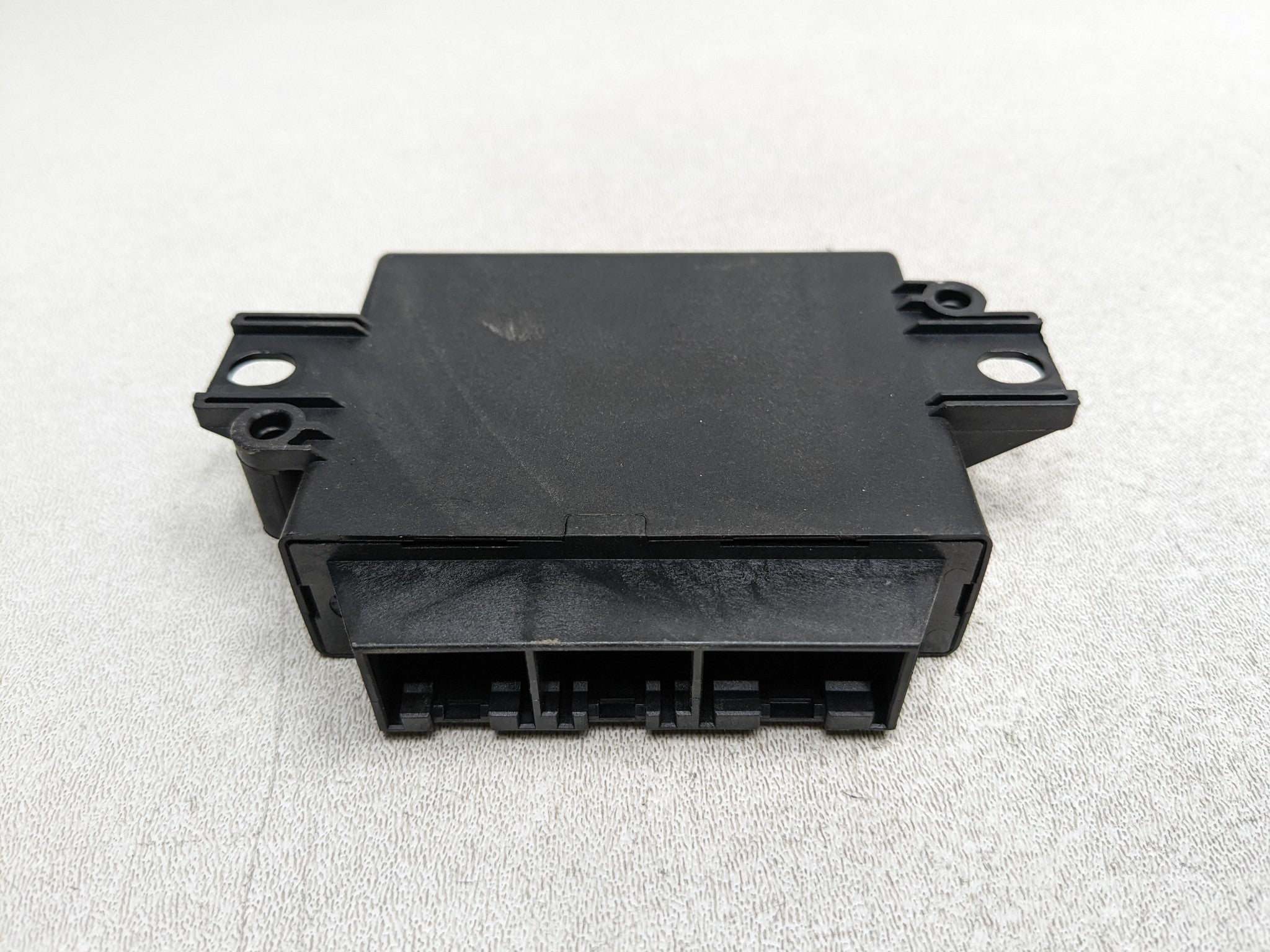 2008 - 2015 LAND ROVER LR2 OEM PDC PARKING DISTANCE CONTROL MODULE UNIT