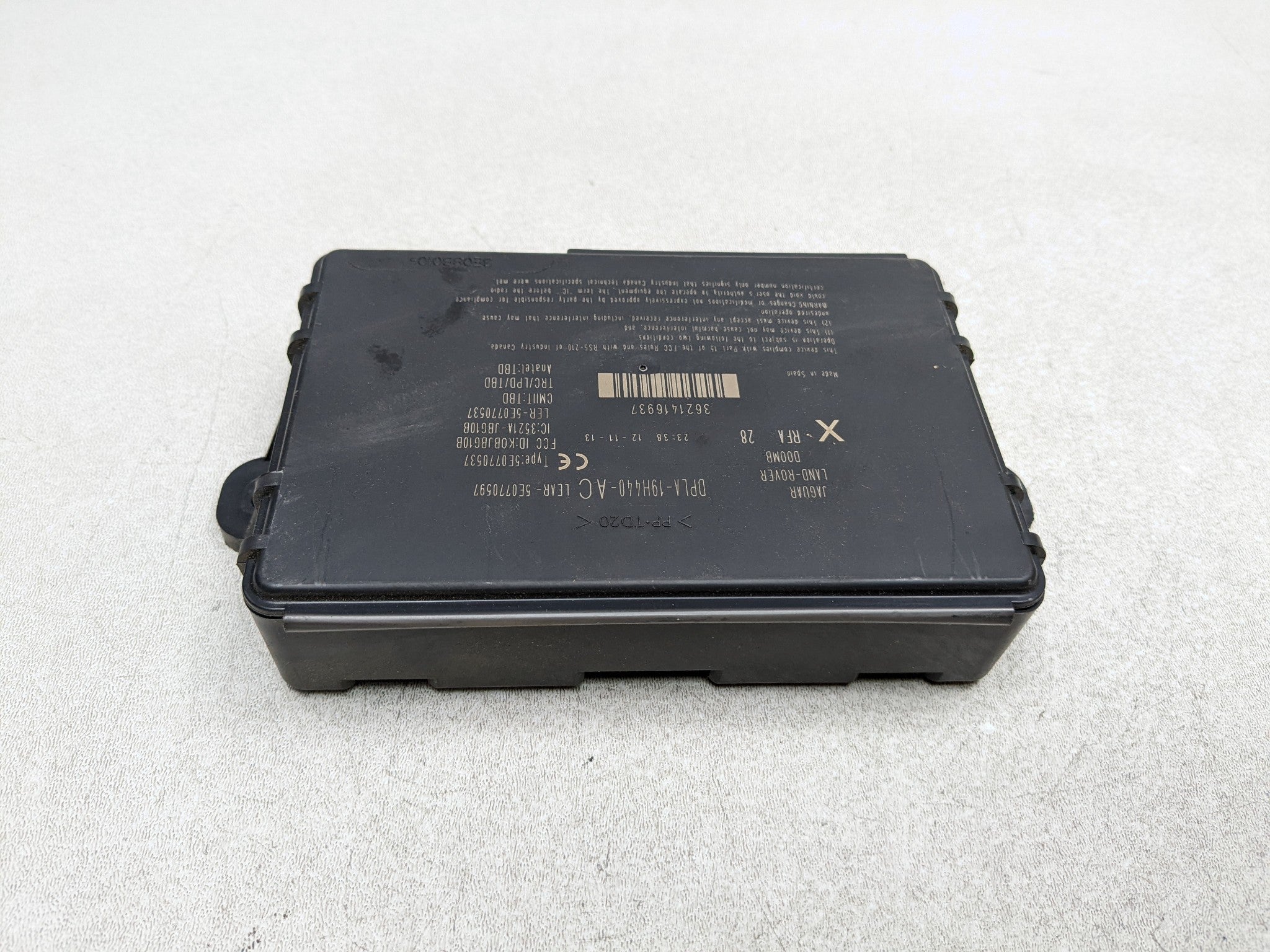 2008 - 2015 LAND ROVER LR2 OEM KEYLESS ENTRY CONTROL MODULE UNIT