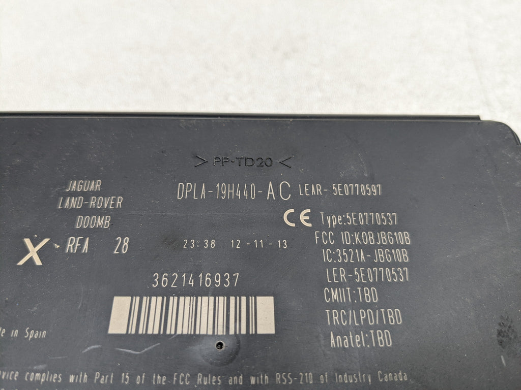 2008 - 2015 LAND ROVER LR2 OEM KEYLESS ENTRY CONTROL MODULE UNIT