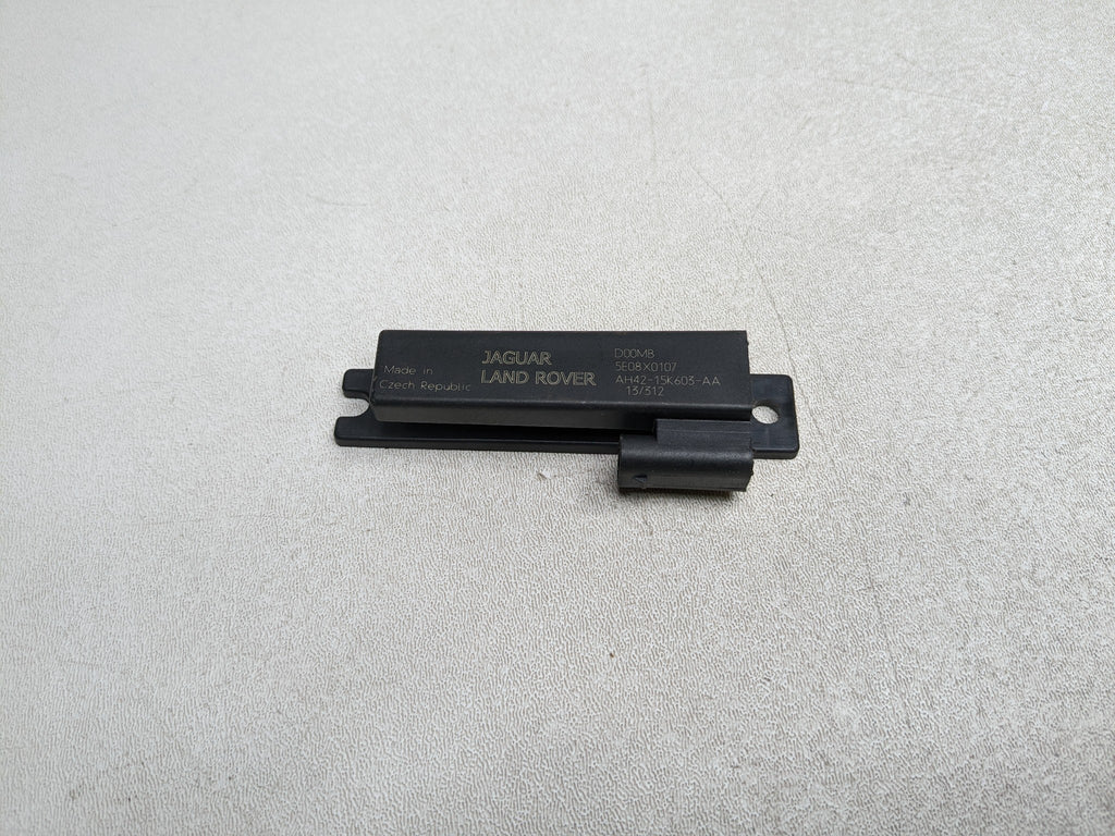 2008 - 2015 LAND ROVER LR2 OEM KEYLESS ENTRY ANTENNA CONTROL MODULE