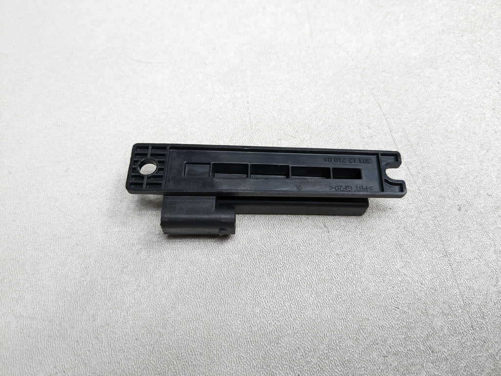 2008 - 2015 LAND ROVER LR2 OEM KEYLESS ENTRY ANTENNA CONTROL MODULE