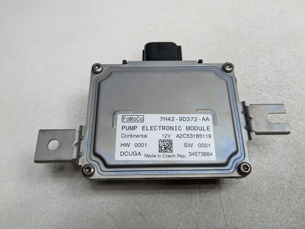 2008 - 2015 LAND ROVER LR2 OEM FUEL PUMP CONTROL MODULE UNIT