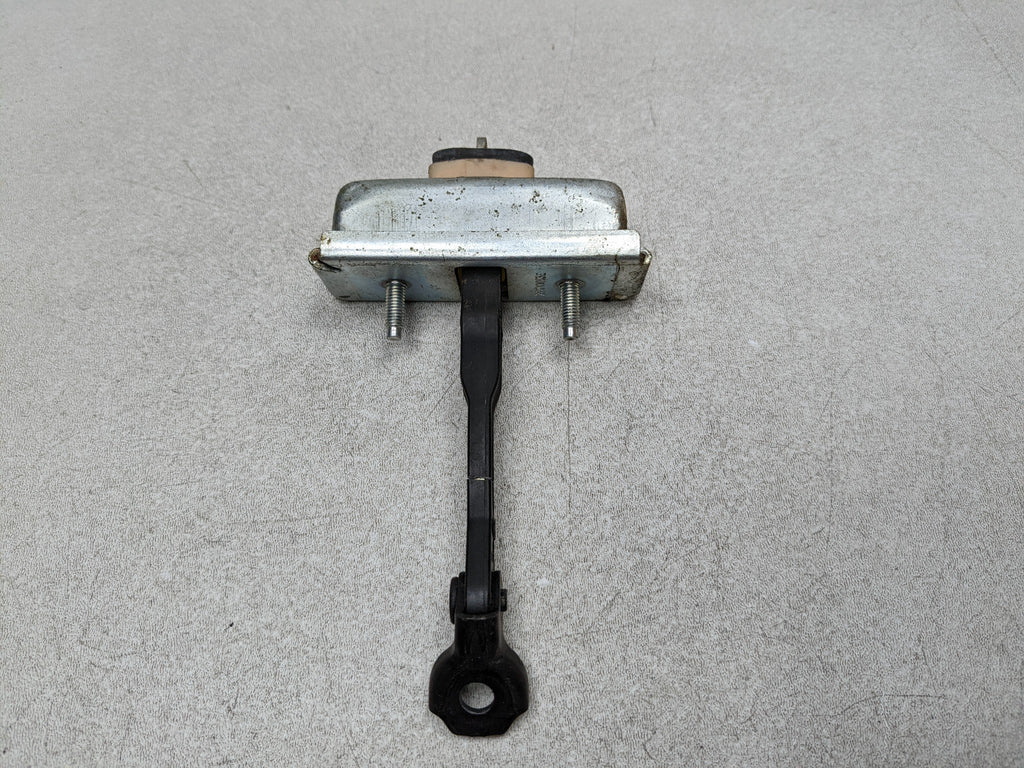 08 - 15 LAND ROVER LR2 OEM DOOR CHECK STRAP STOPPER FRONT RIGHT PASSENGER SIDE