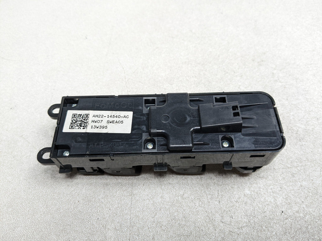 08 - 15 LAND ROVER LR2 OEM DOOR SWITCH CONTROL ASSEMBLY FRONT LEFT DRIVER SIDE