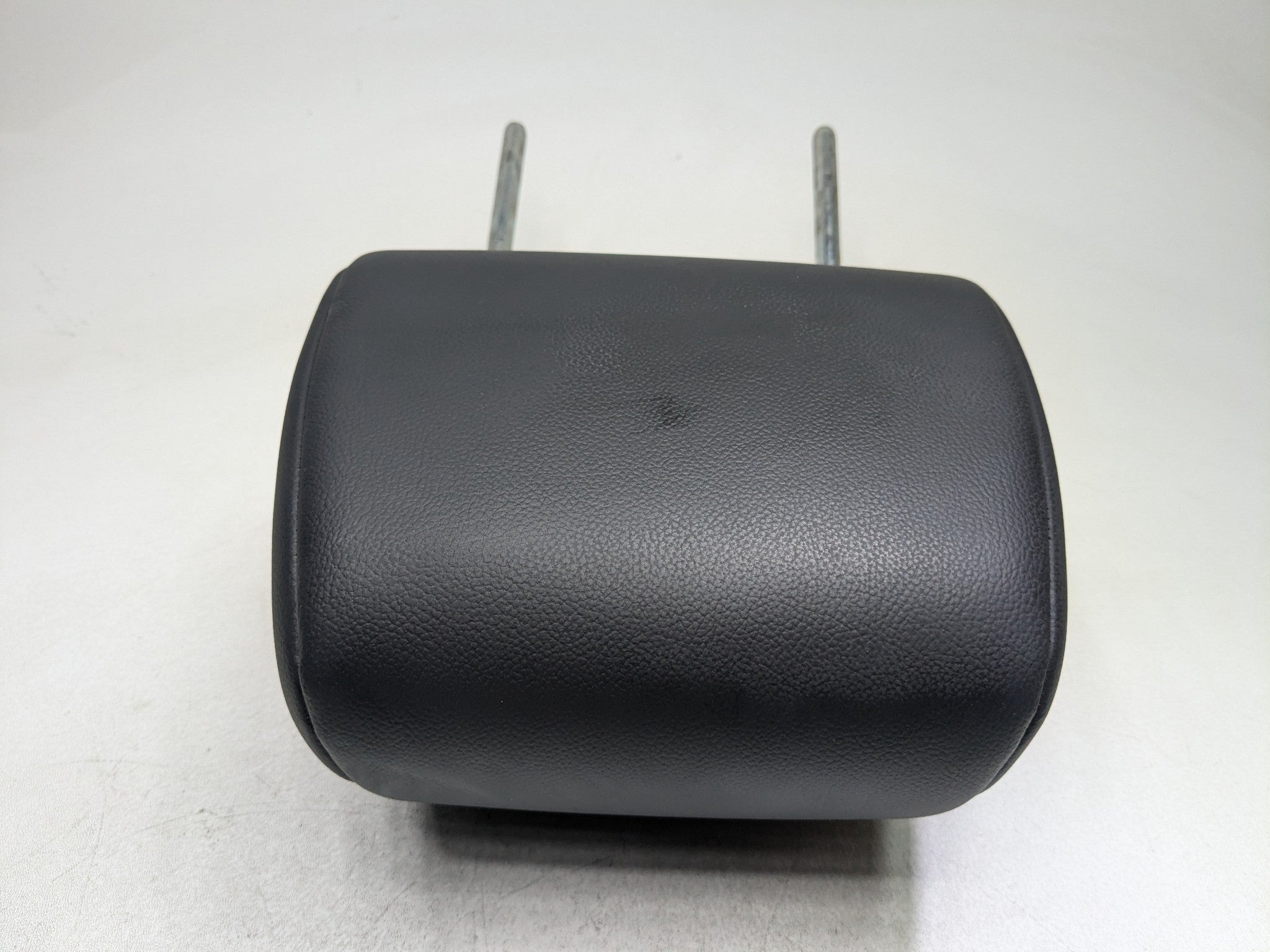 08 - 15 LAND ROVER LR2 OEM SEAT HEADREST LEATHER BLACK FRONT LEFT DRIVER SIDE