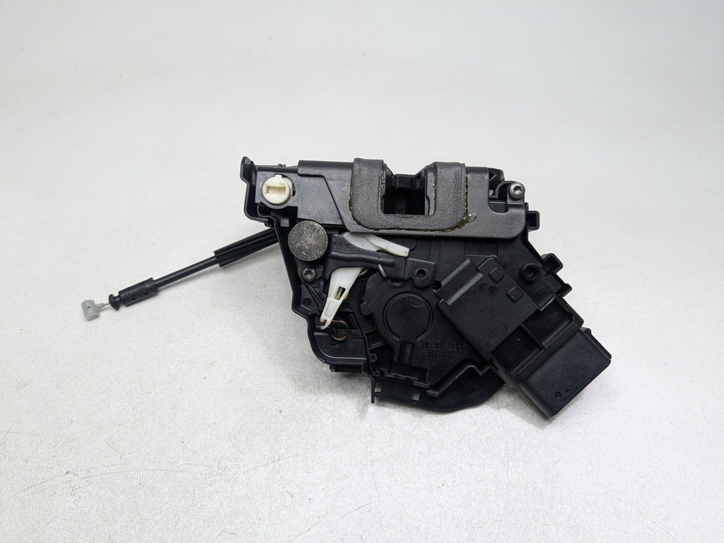 08 - 15 LAND ROVER LR2 OEM DOOR LATCH LOCK ACTUATOR REAR RIGHT PASSENGER SIDE