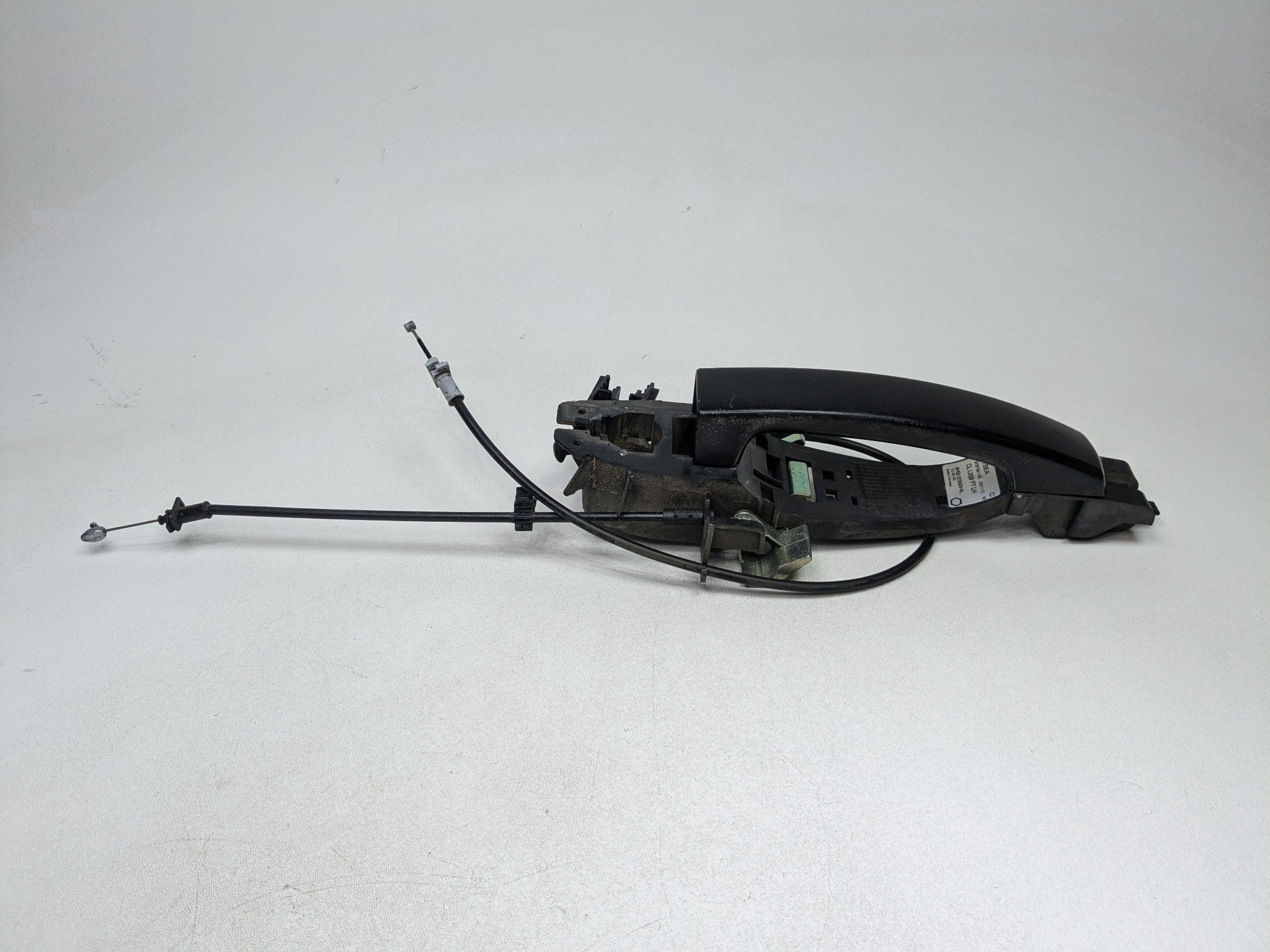 2008 - 2015 LAND ROVER LR2 OEM EXTERIOR DOOR HANDLE FRONT LEFT DRIVER SIDE