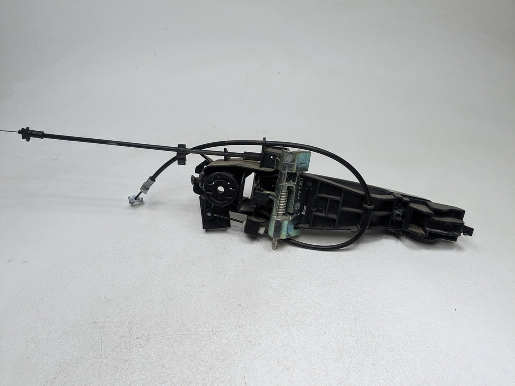 2008 - 2015 LAND ROVER LR2 OEM EXTERIOR DOOR HANDLE FRONT LEFT DRIVER SIDE