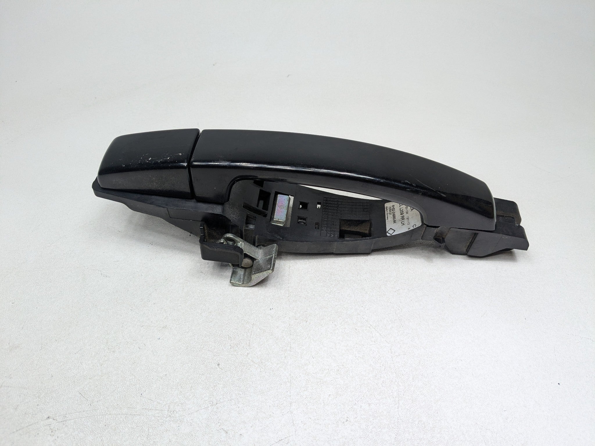 2008 - 2015 LAND ROVER LR2 OEM EXTERIOR DOOR HANDLE REAR LEFT DRIVER SIDE