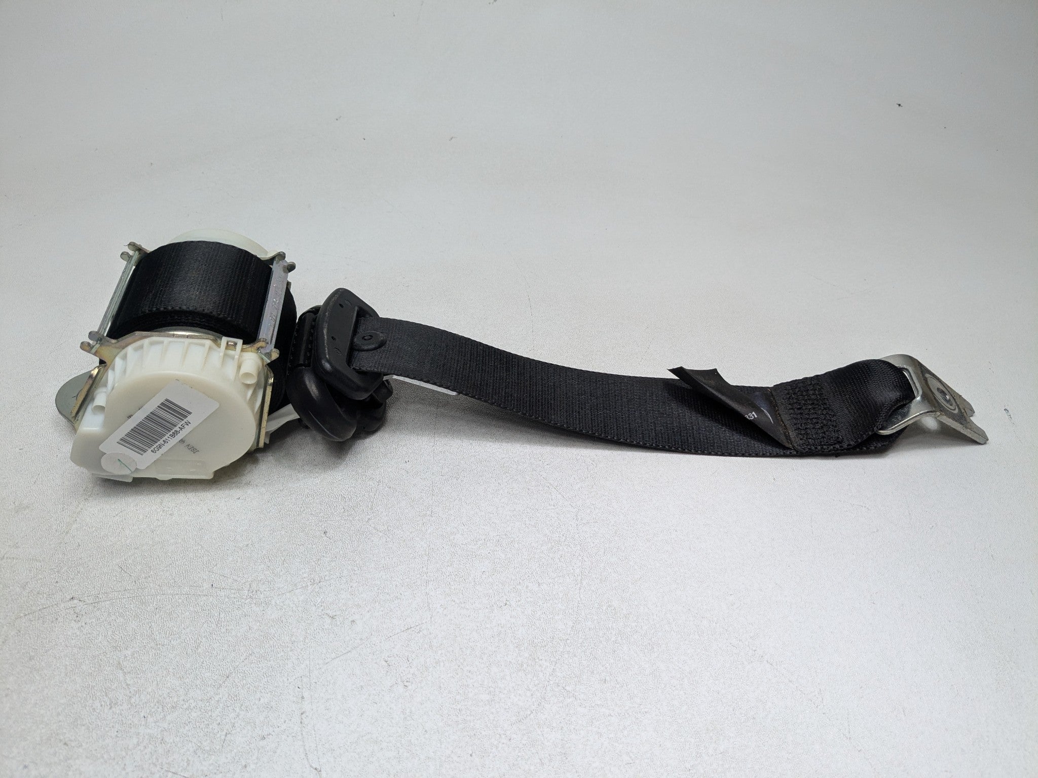 2008 - 2015 LAND ROVER LR2 OEM SAFETY SEAT BELT RETRACTOR BLACK REAR LEFT SIDE