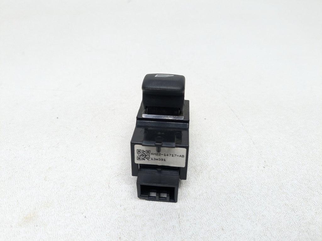 2008 - 2015 LAND ROVER LR2 OEM DOOR WINDOW CONTROL SWITCH REAR LEFT DRIVER SIDE