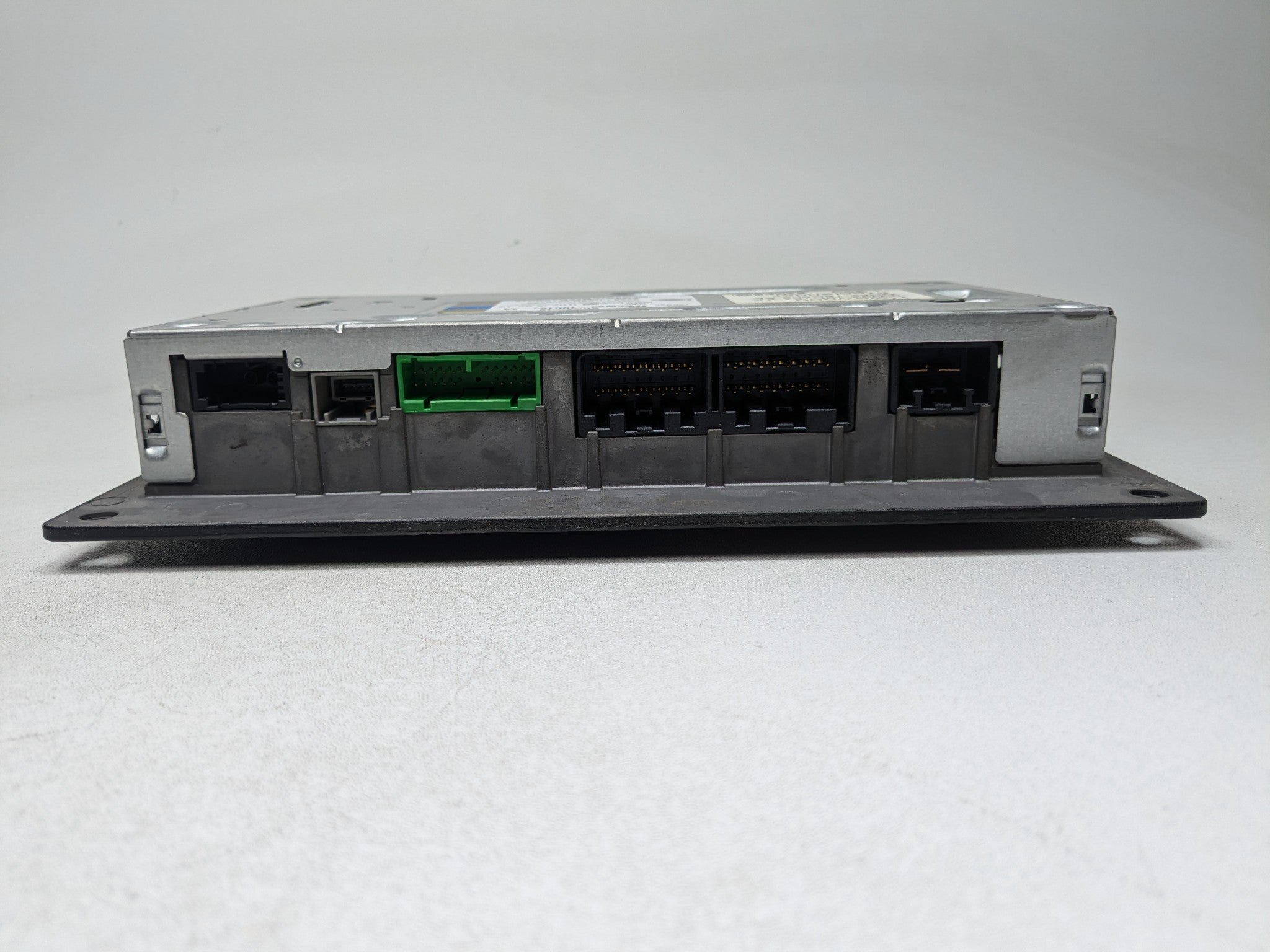 2008 - 2015 LAND ROVER LR2 OEM AMPLIFIER RADIO AUDIO STEREO SOUND SYSTEM MODULE