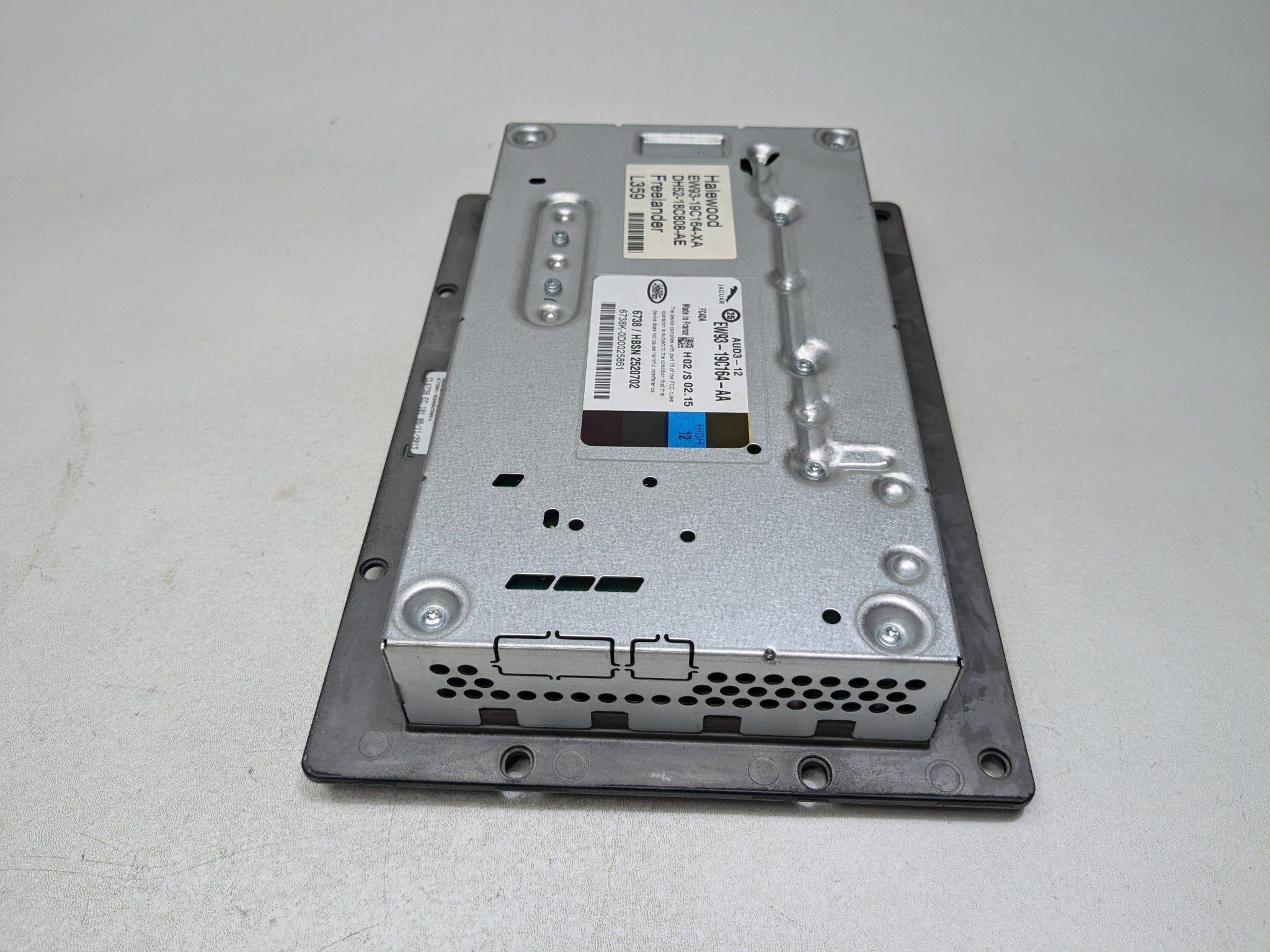 2008 - 2015 LAND ROVER LR2 OEM AMPLIFIER RADIO AUDIO STEREO SOUND SYSTEM MODULE