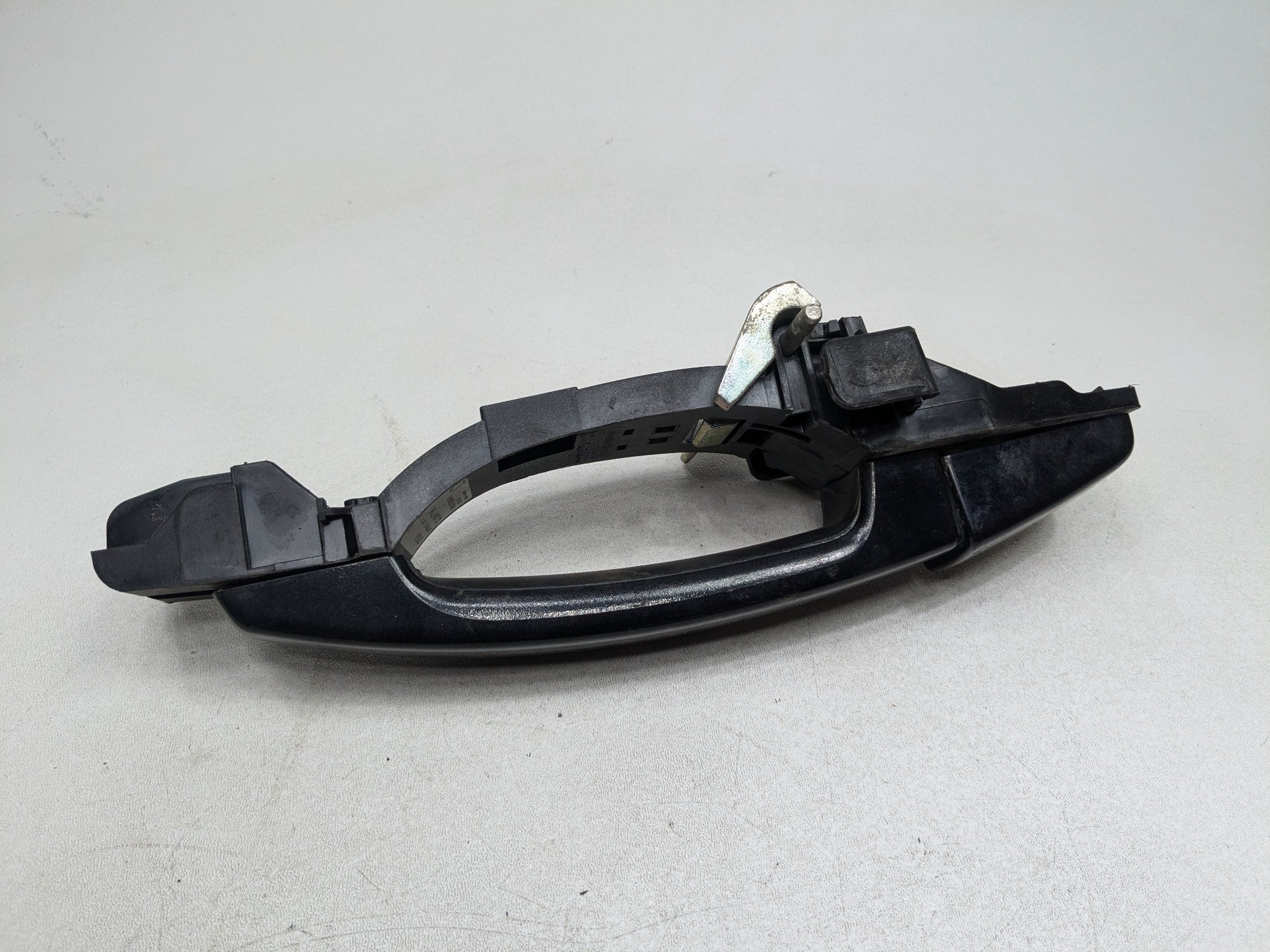 2008 - 2015 LAND ROVER LR2 OEM EXTERIOR DOOR HANDLE FRONT RIGHT PASSENGER SIDE