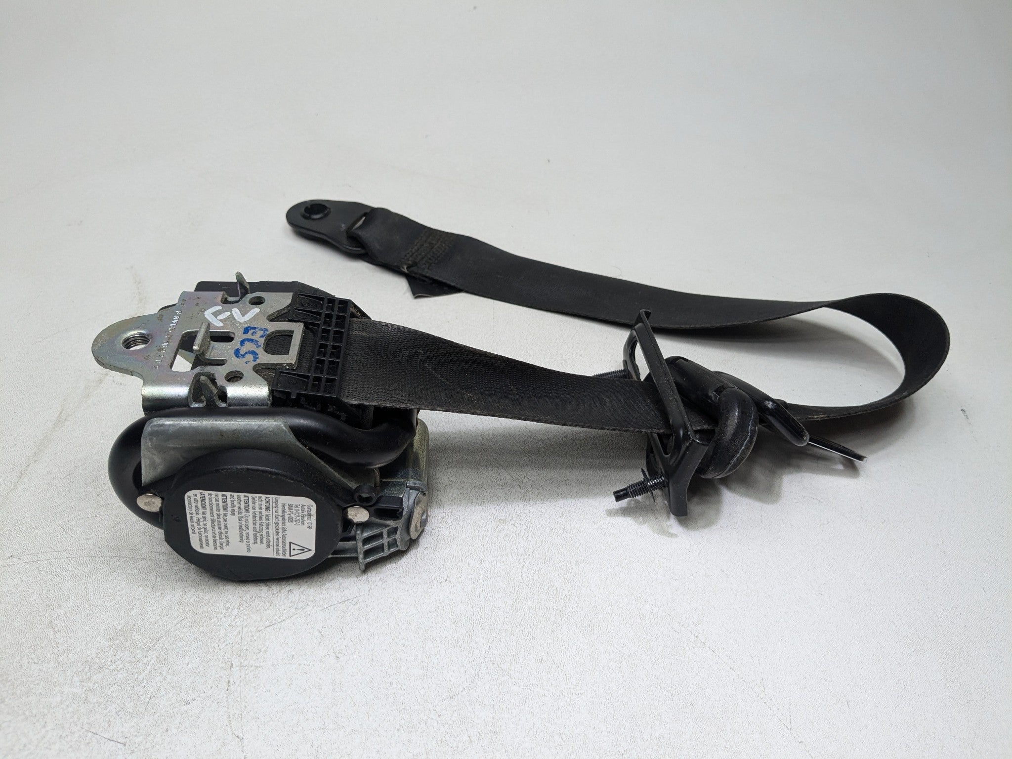 2008 - 2015 LAND ROVER LR2 OEM SAFETY SEAT BELT RETRACTOR BLACK FRONT LEFT SIDE