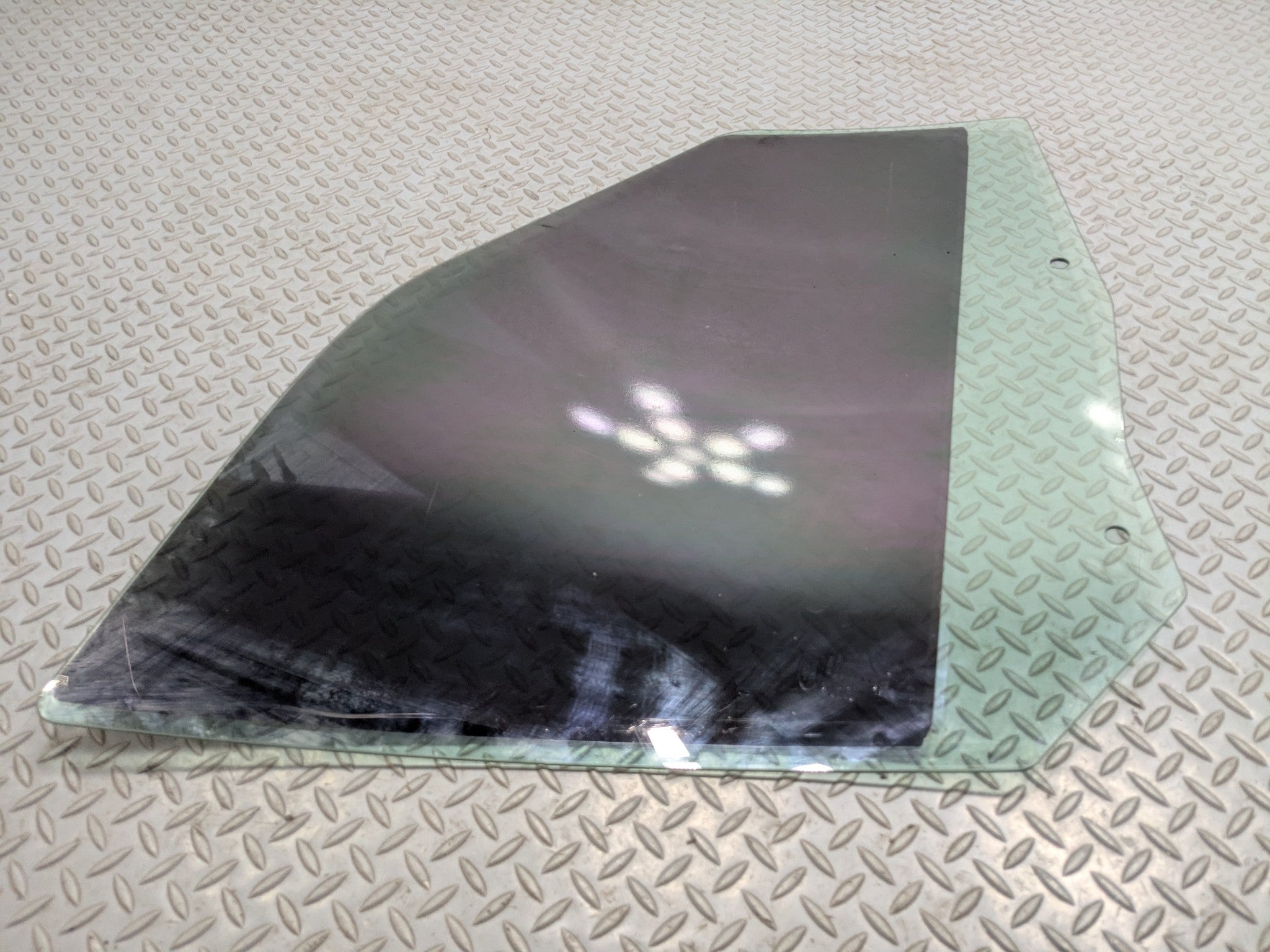 08 - 15 LAND ROVER LR2 OEM DOOR WINDOW GLASS WITH PRIVACY TINT FRONT LEFT SIDE