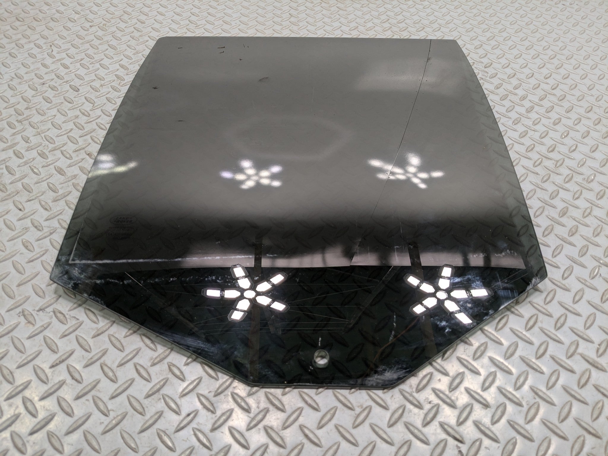 08 - 15 LAND ROVER LR2 OEM DOOR WINDOW GLASS WITH PRIVACY TINT REAR LEFT SIDE