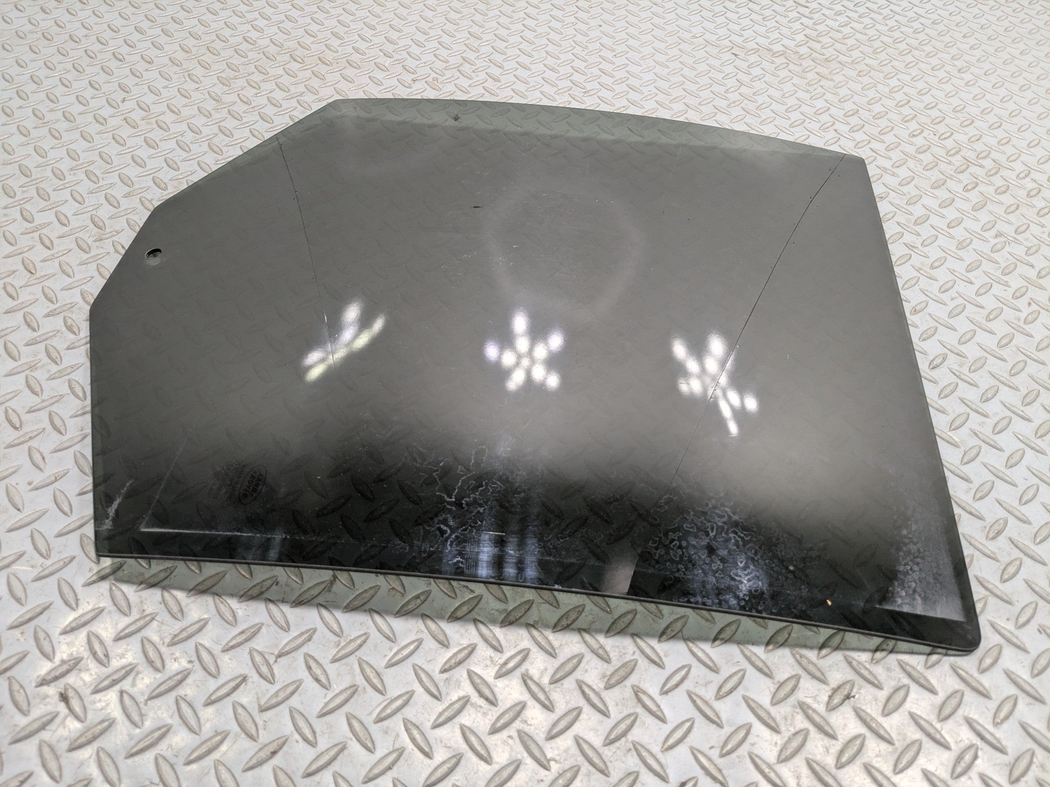 08 - 15 LAND ROVER LR2 OEM DOOR WINDOW GLASS WITH PRIVACY TINT REAR RIGHT SIDE
