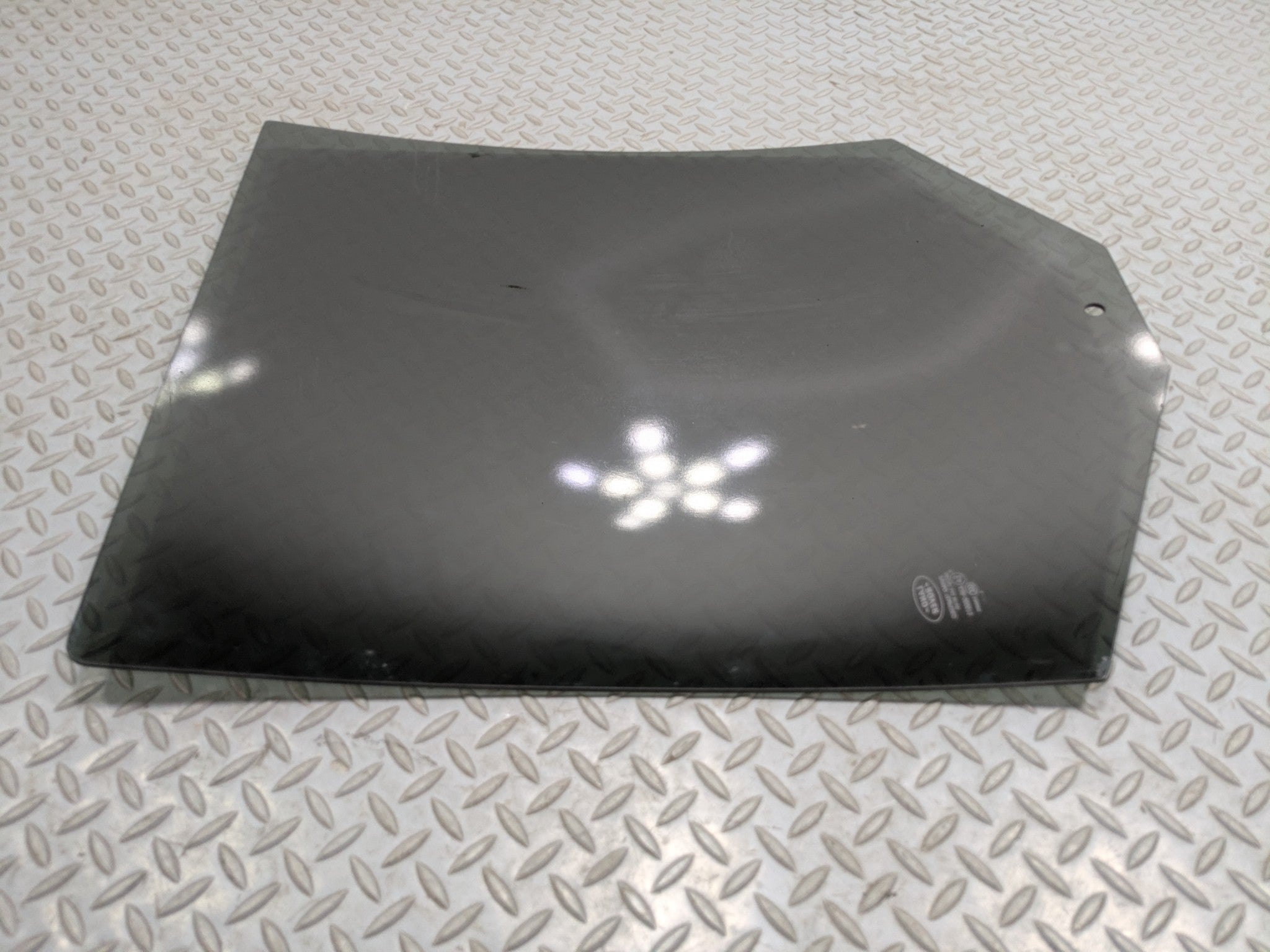 08 - 15 LAND ROVER LR2 OEM DOOR WINDOW GLASS WITH PRIVACY TINT REAR RIGHT SIDE