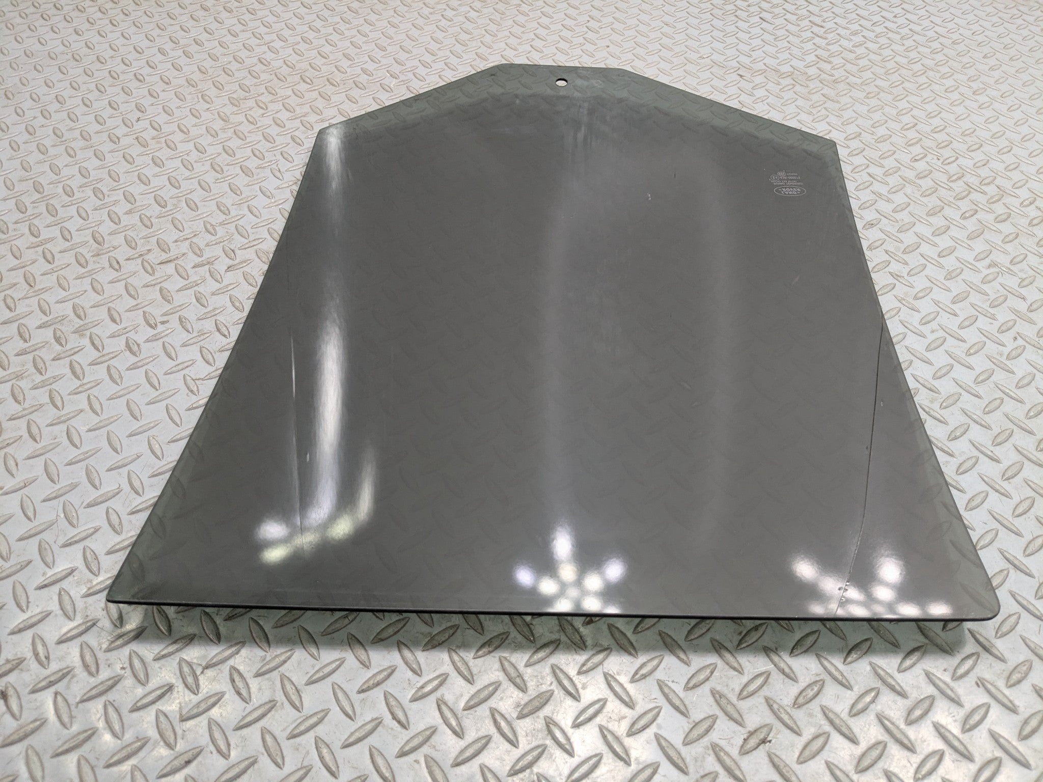 08 - 15 LAND ROVER LR2 OEM DOOR WINDOW GLASS WITH PRIVACY TINT REAR RIGHT SIDE