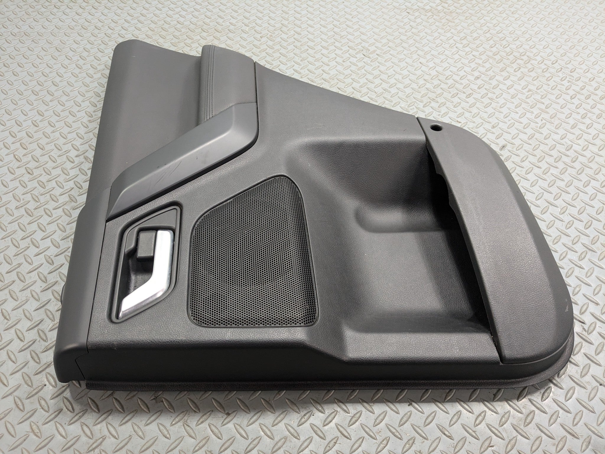 2008 - 2015 LAND ROVER LR2 OEM INTERIOR DOOR TRIM PANEL REAR RIGHT SIDE BLACK