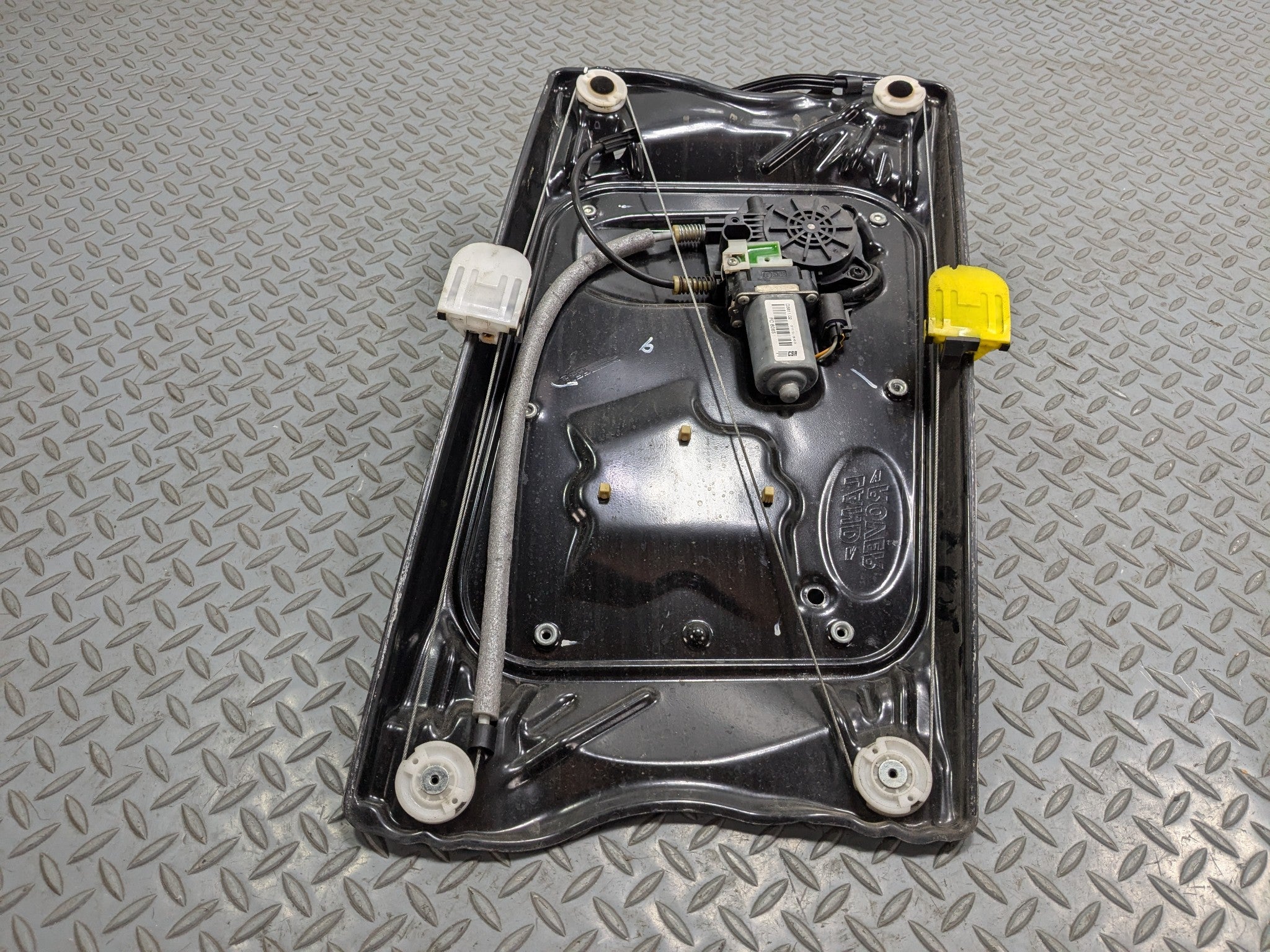 2008 - 2015 LAND ROVER LR2 OEM WINDOW MOTOR REGULATOR ASSEMBLY FRONT LEFT SIDE