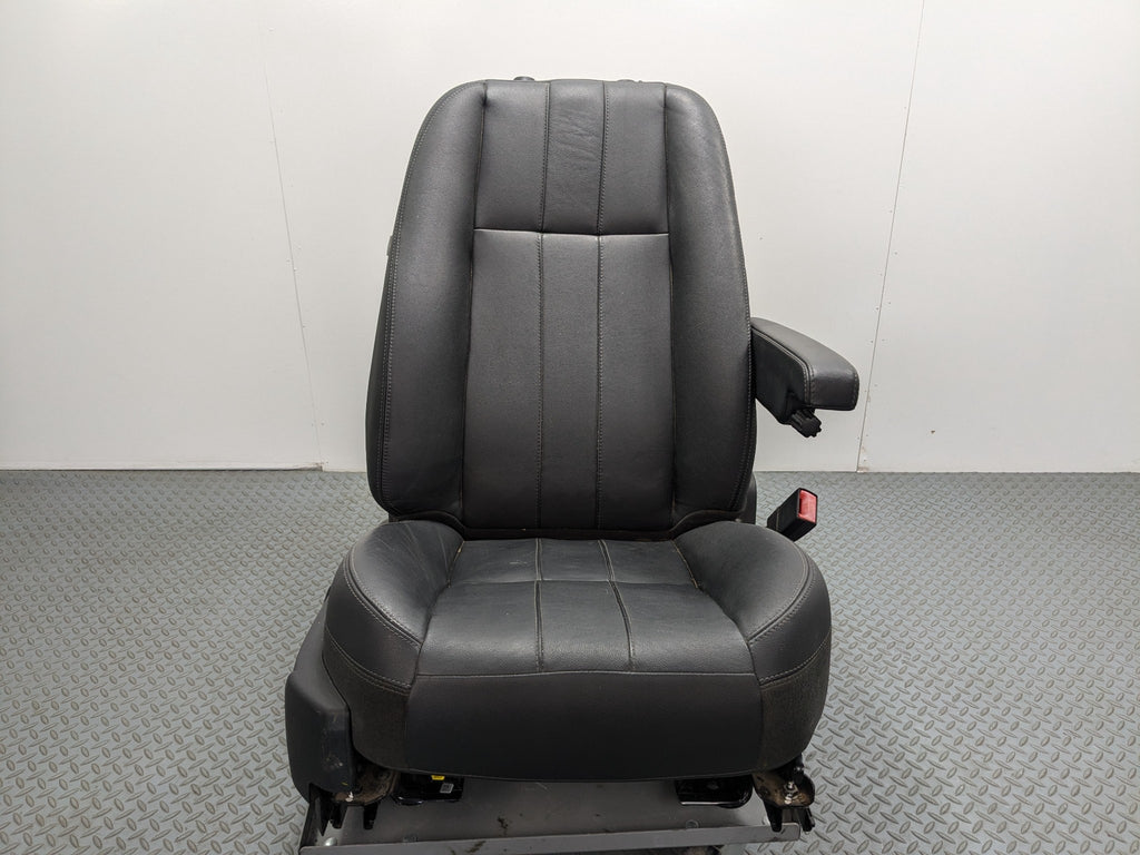 2008 - 2015 LAND ROVER LR2 OEM SEAT BLACK LEATHER WITH BUCKLE FRONT RIGHT SIDE