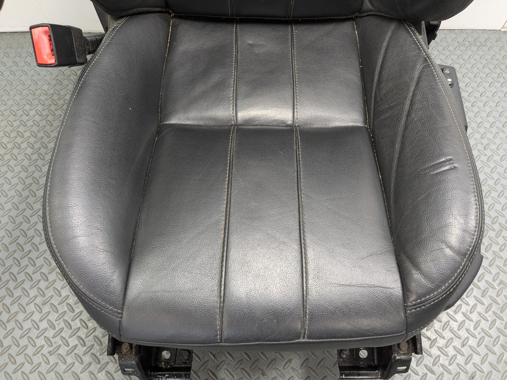 2008 - 2015 LAND ROVER LR2 OEM SEAT BLACK LEATHER WITH BUCKLE FRONT LEFT SIDE